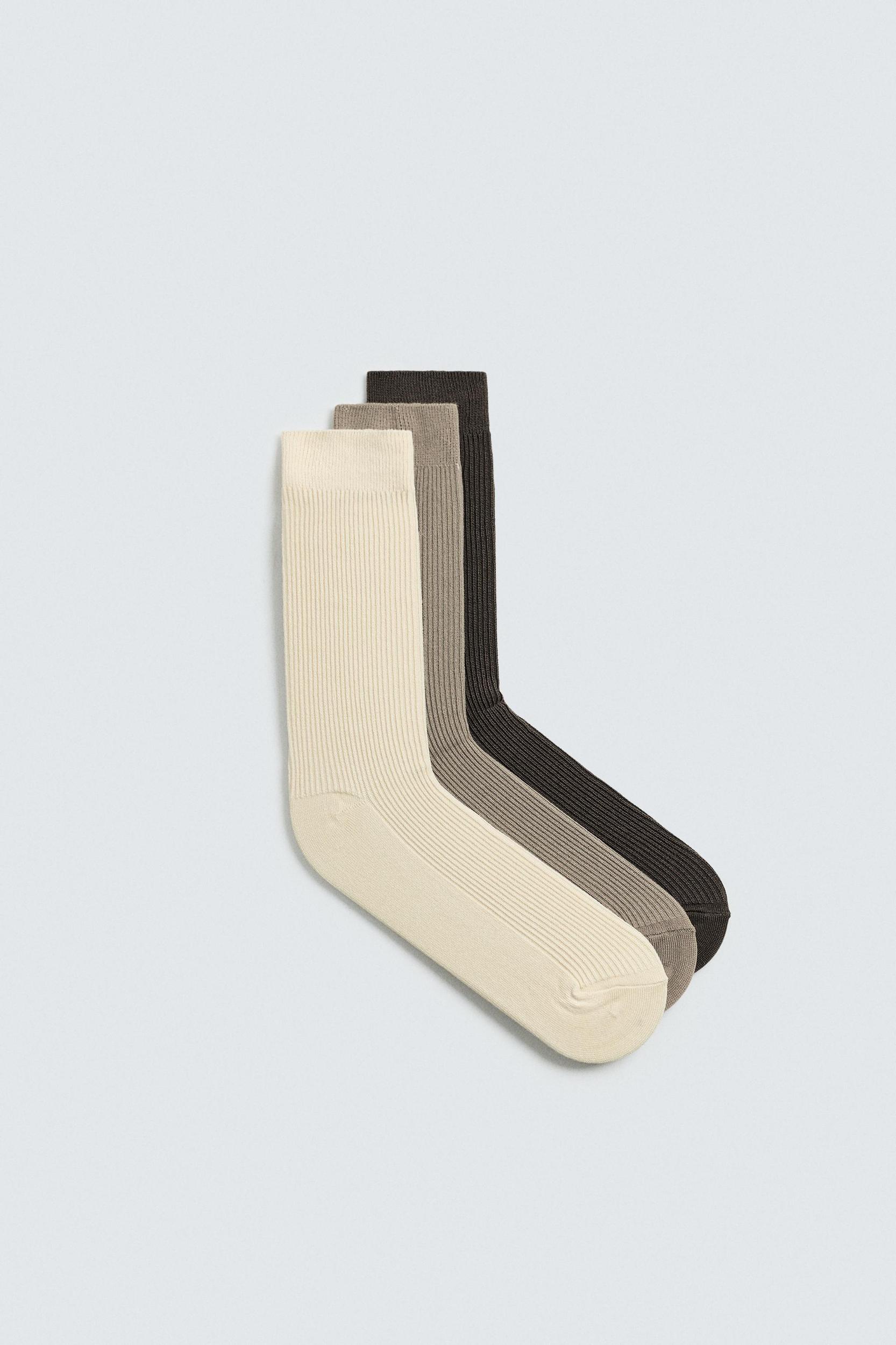 THREE-PACK OF LIGHTWEIGHT SOCKS Product Image