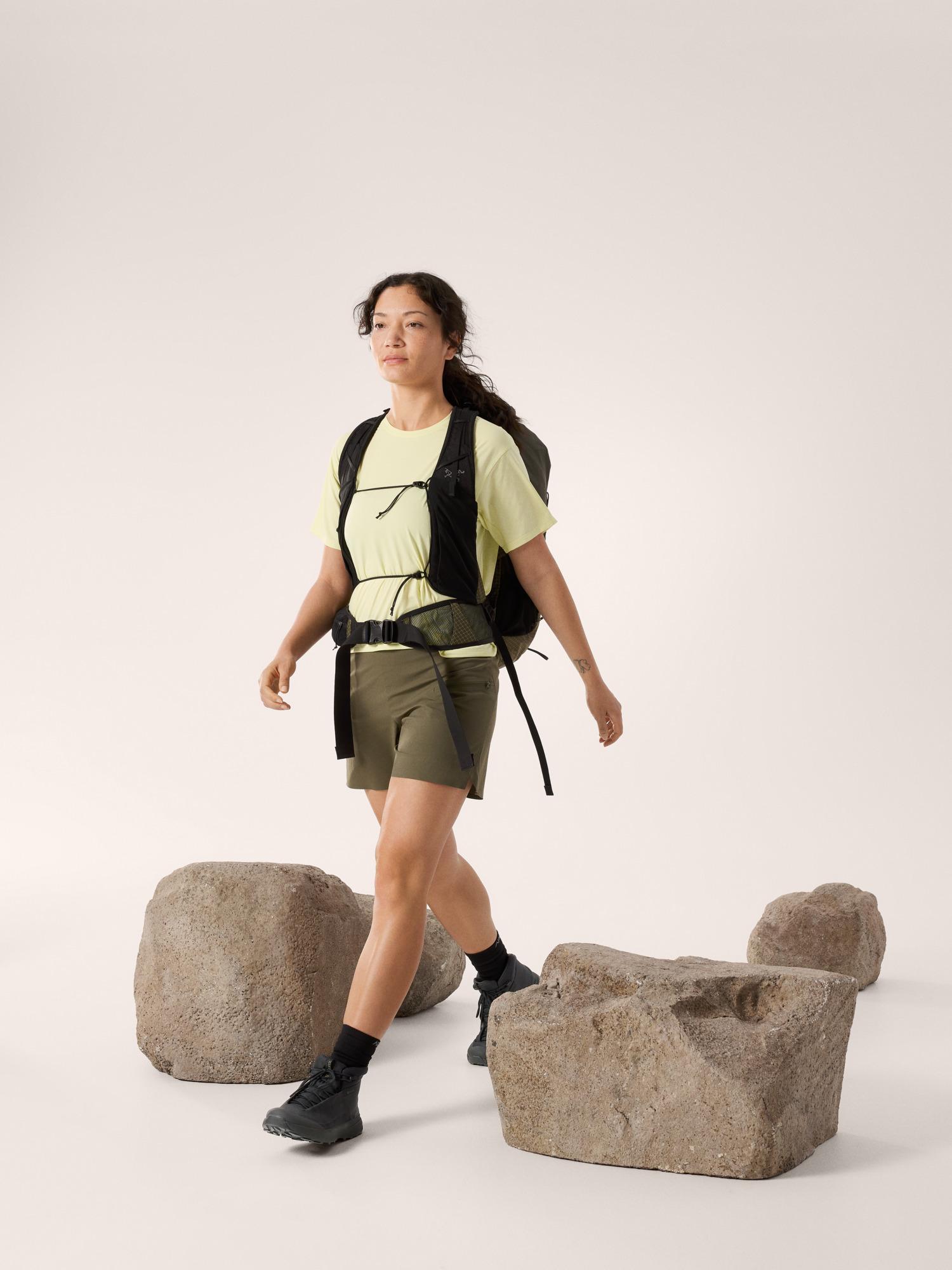 Aestas Short 5.5" Women's Product Image