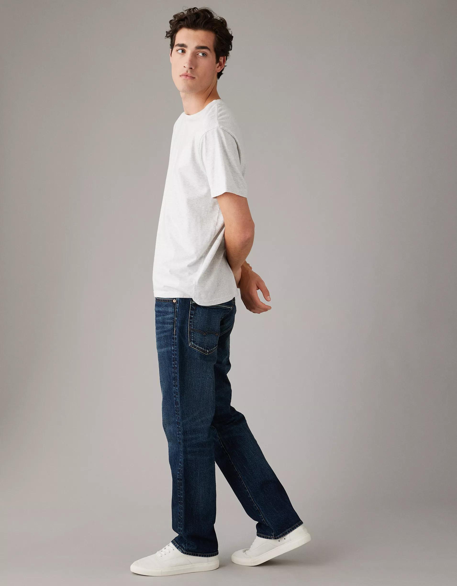 AE EasyFlex Relaxed Straight Jean Product Image