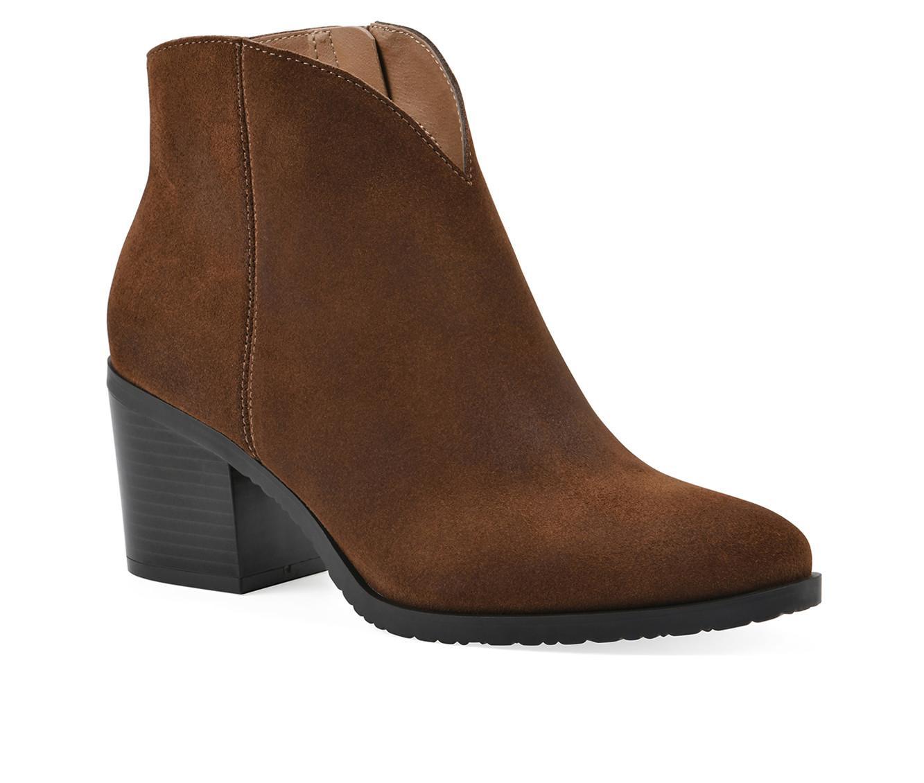 Women's White Mountain Tattle Booties Product Image