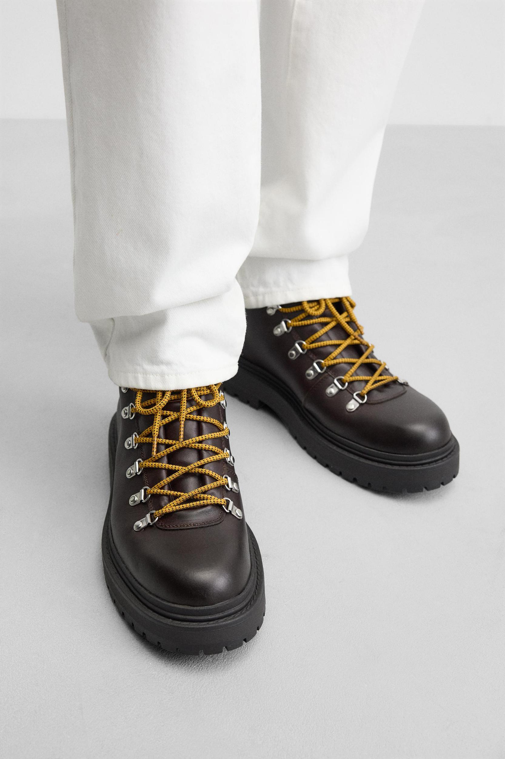 LACED LEATHER BOOTS Product Image