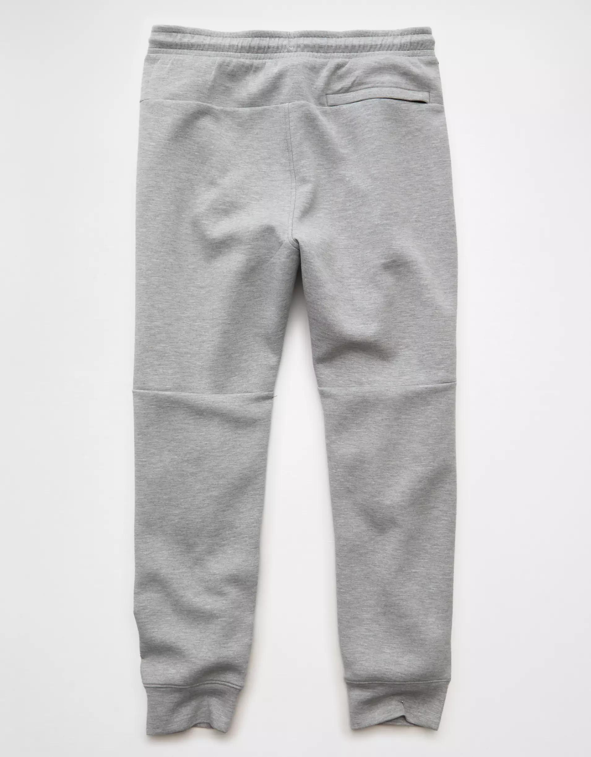 AE 24/7 Jogger Product Image