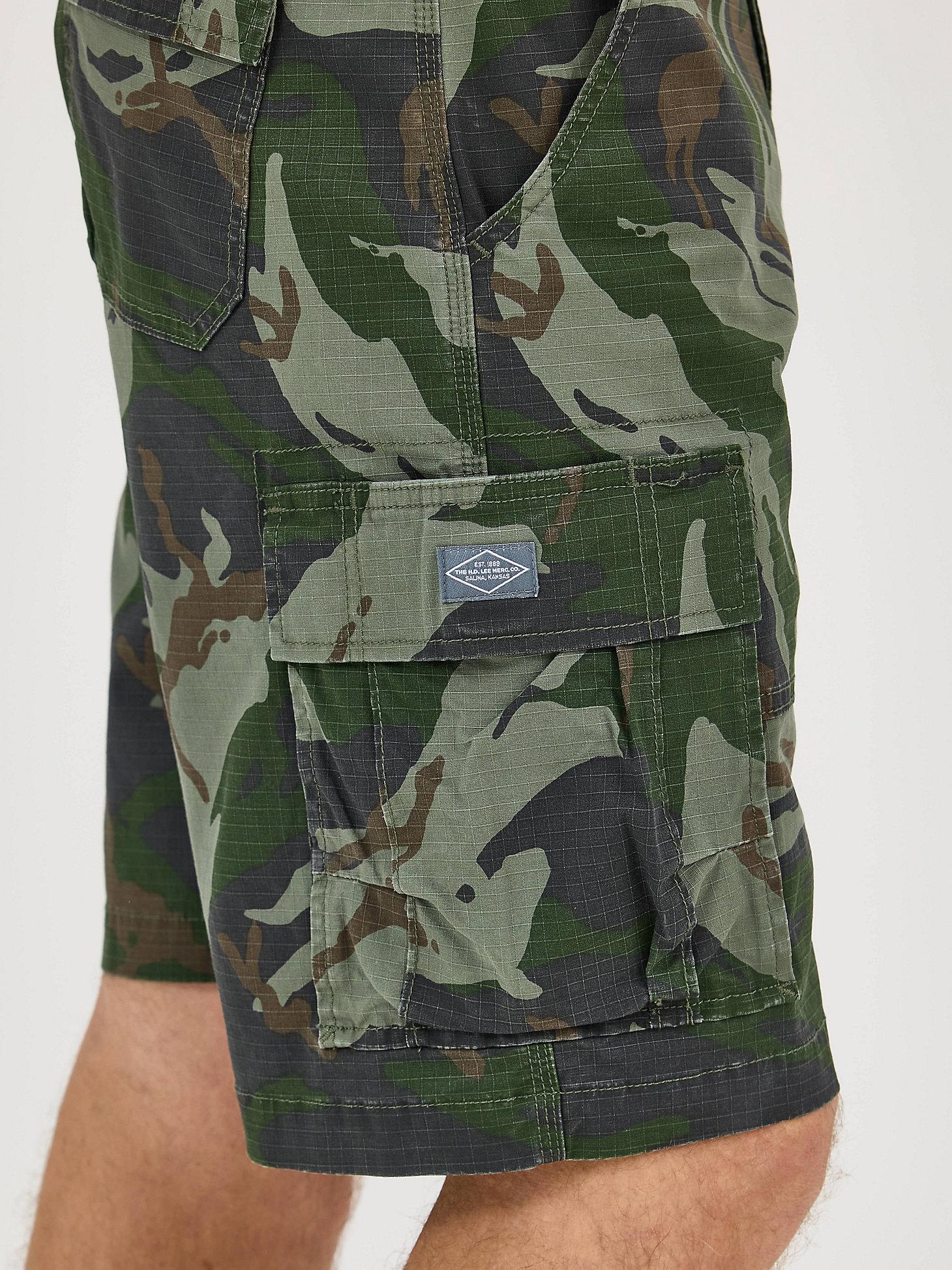 Men's Extreme Motion Carolina Ripstop Cargo Short | Men's Shorts | Lee® Product Image
