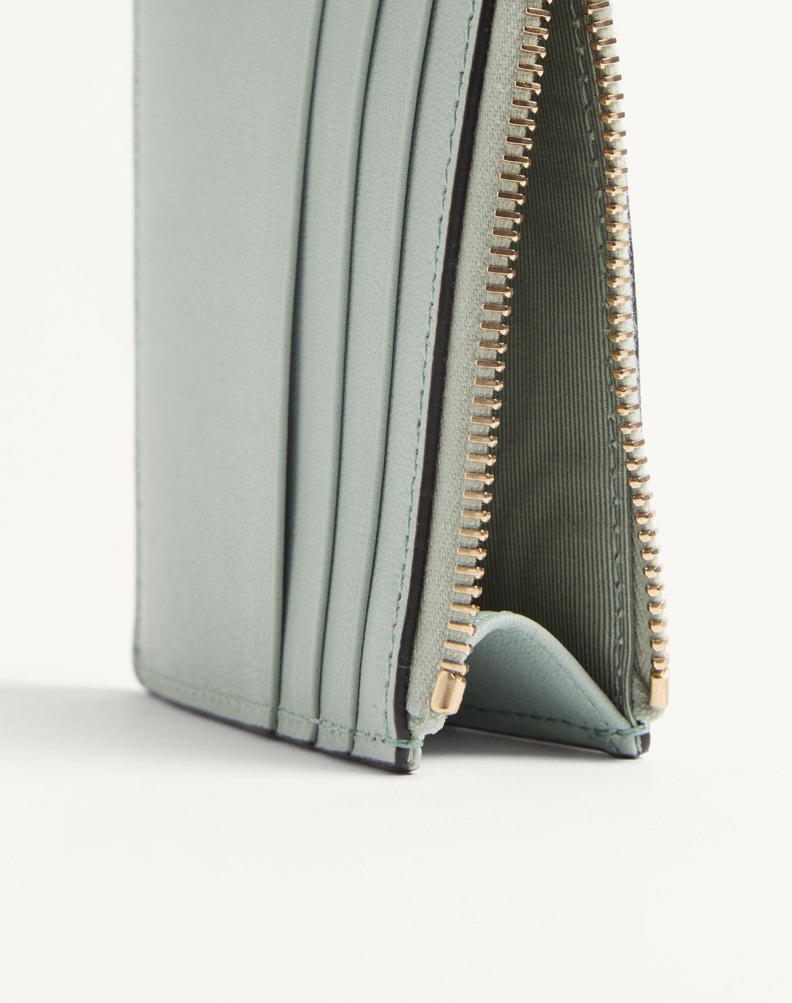 Rockstud Calfskin Cardholder With Zipper Product Image