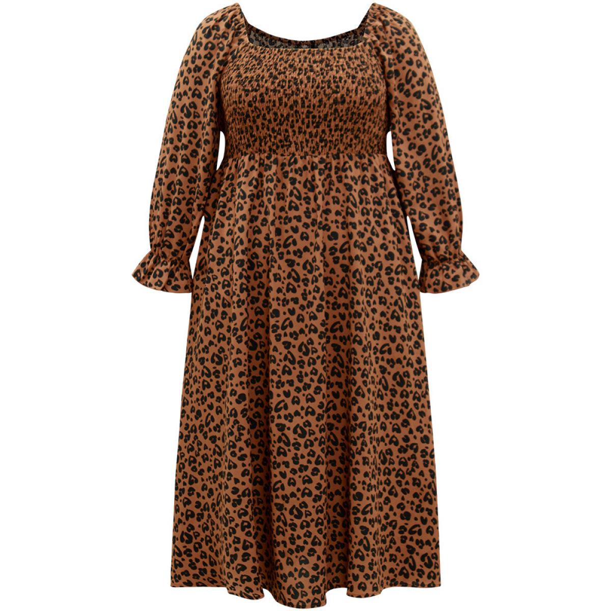 Plus Size Leopard Print Shirred Square Neck Pocket Dress Rust Women Casual Printed Square Neck Long Sleeve Curvy Midi Dress BloomChic 12/L Product Image