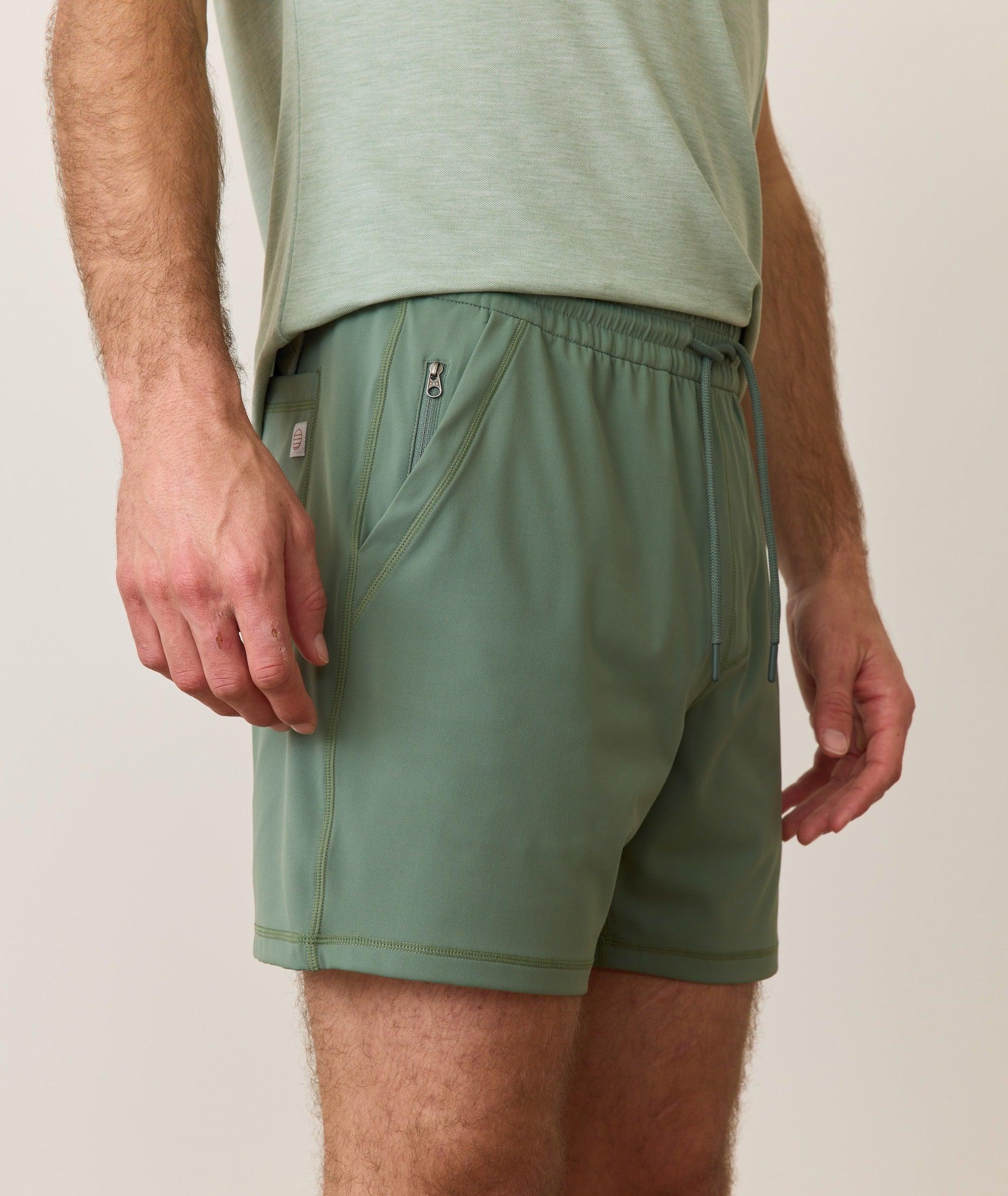 7" Sunday Stretch Short Product Image