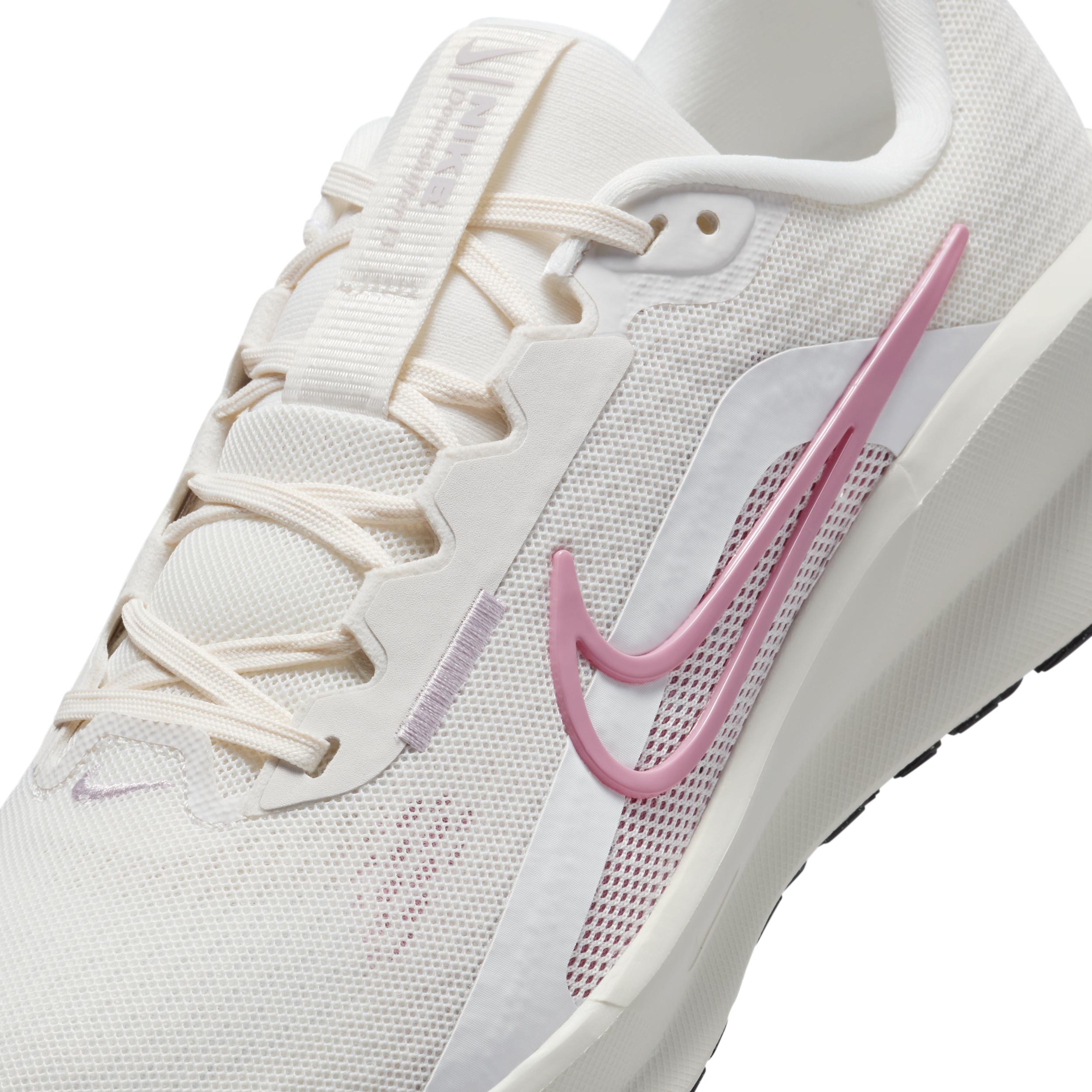 Nike Women's Downshifter 13 Road Running Shoes Product Image