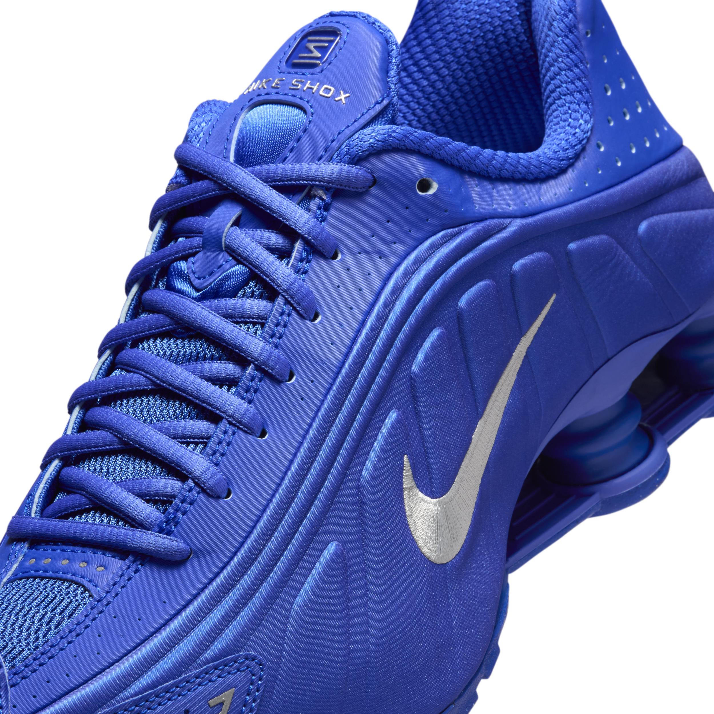 Nike Womens Shox R4 Shoes | HJ7303-445 Product Image