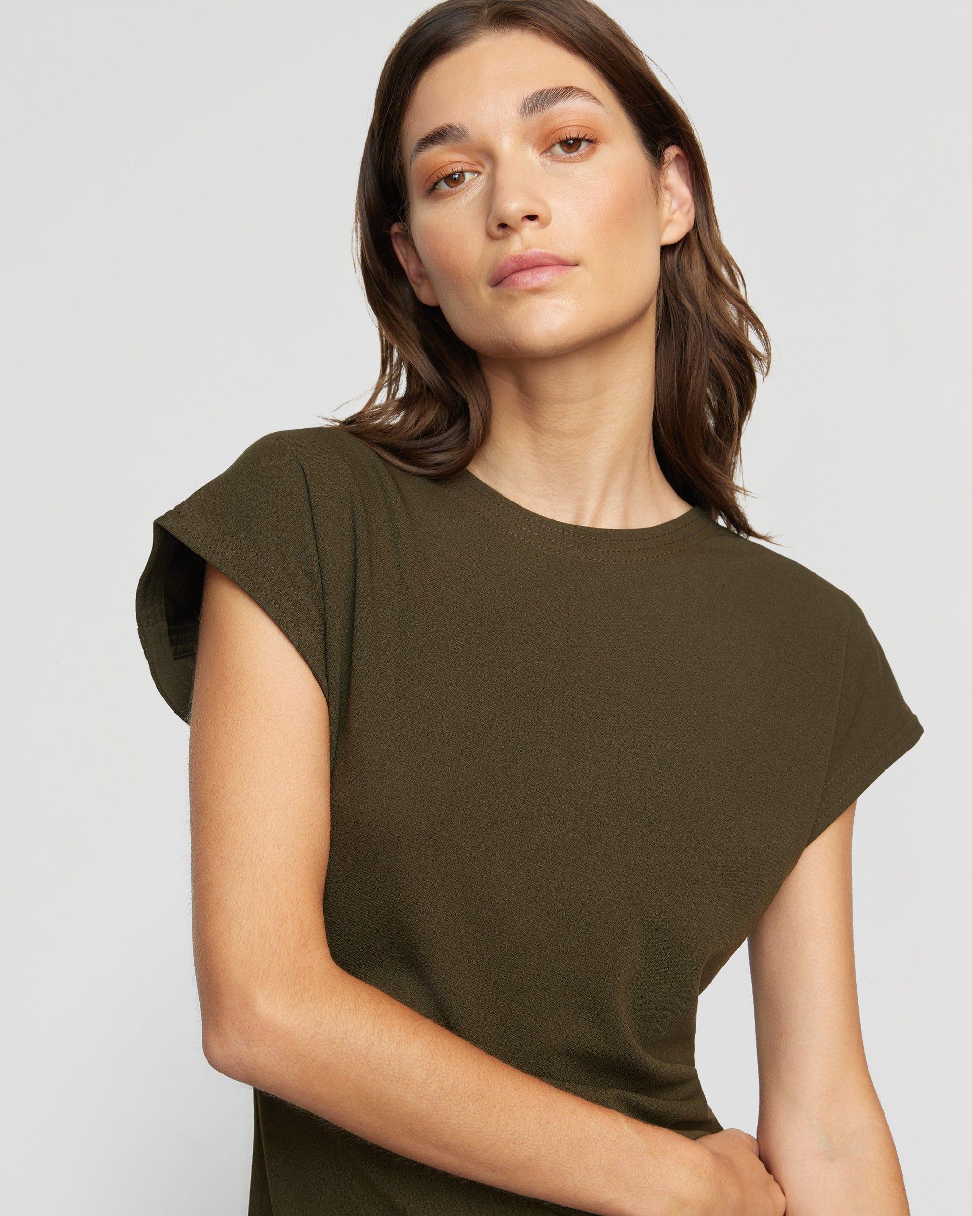 Vela Contrast-Stitch Ruched-Waist Dress Product Image