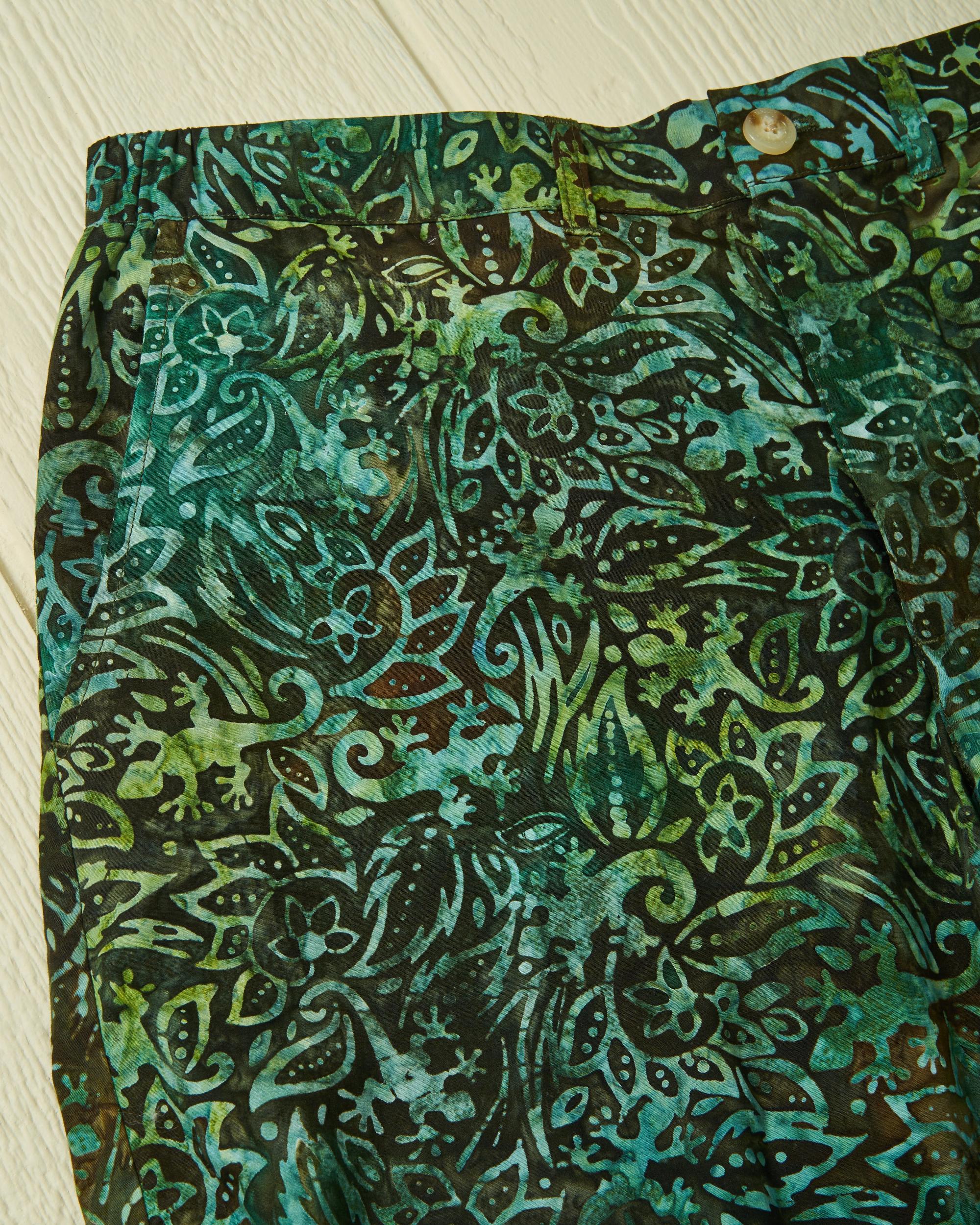 Batik Short in Olive Product Image