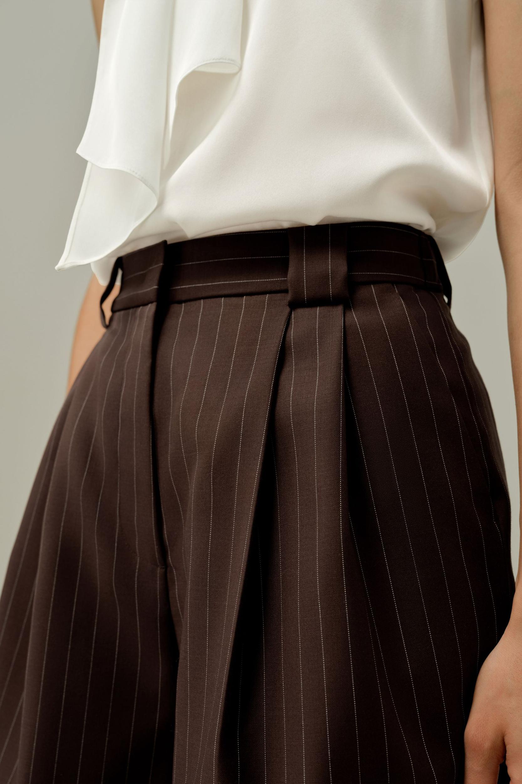 LILYSILK X LYDIA MILLEN The Monaco Shorts Product Image