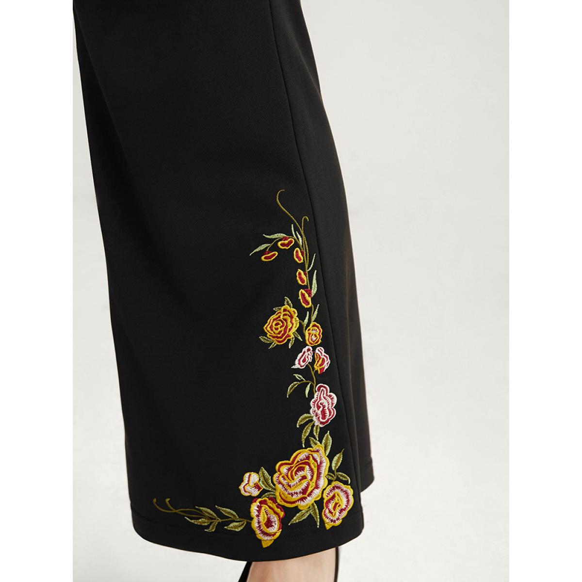 Plus Size Floral Embroidered Pocket Elastic Waist Bootcut Pants Women Black Elegant Bootcut Mid Rise Dailywear Pants BloomChic 22-24/3X Product Image