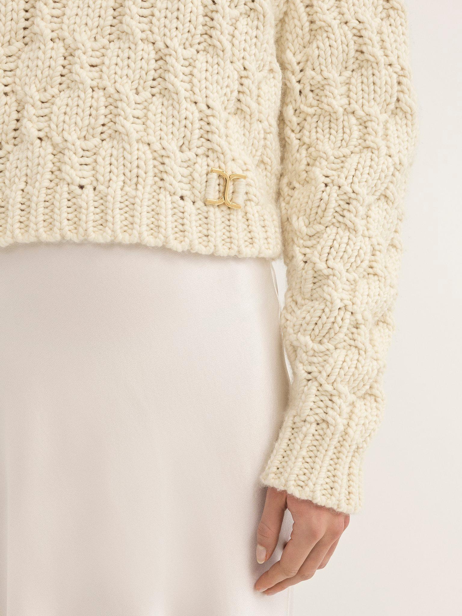 Cropped intarsia knitted sweater in wool blend Product Image