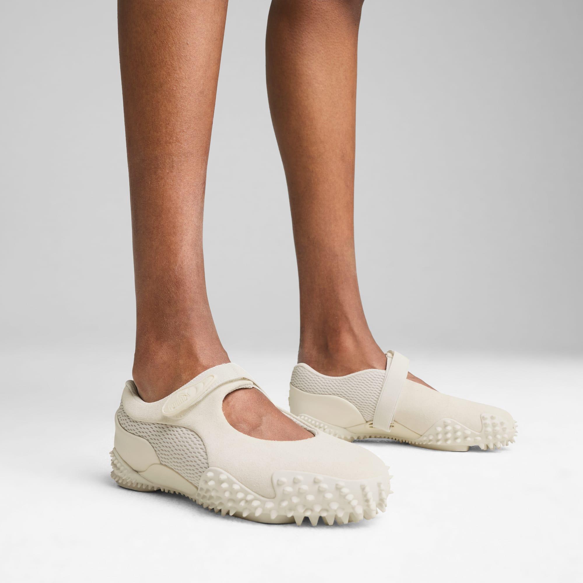 Mostro Fey Premium Women's Sneakers Product Image