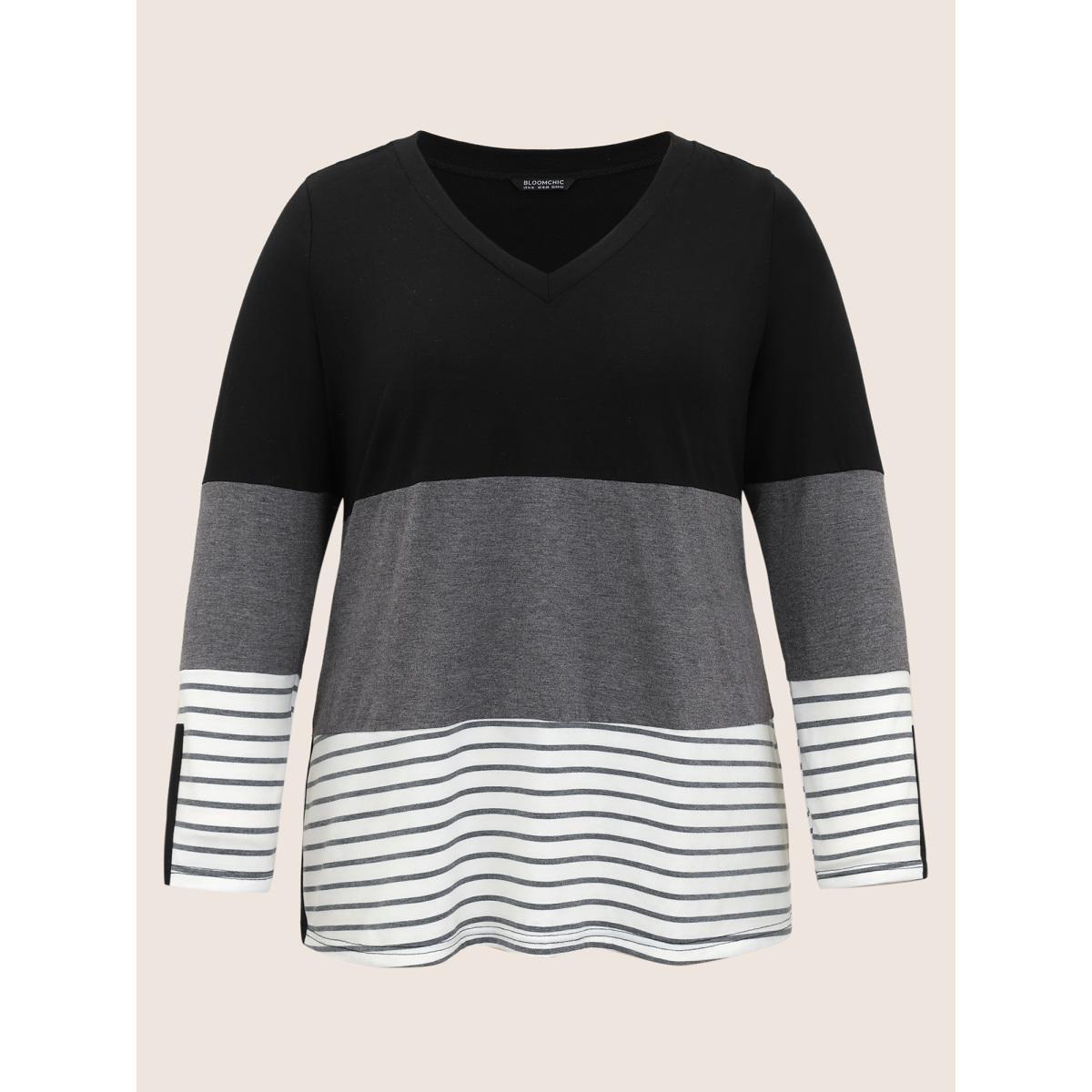 Plus Size Colorblock Contrast Striped V Neck T-shirt Black Women Leisure Contrast Striped V-neck Casual T-shirts BloomChic 18-20/2X Product Image