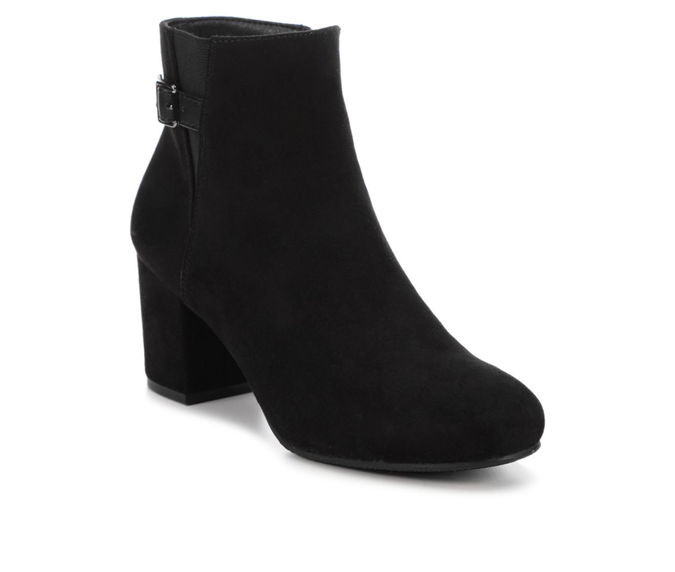 Women's Solanz Caroline Booties Product Image