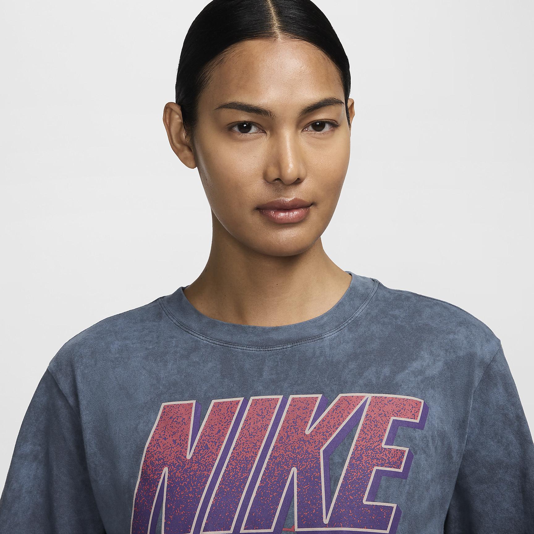 Nike Sportswear Women's Short-Sleeve Graphic T-Shirt Product Image
