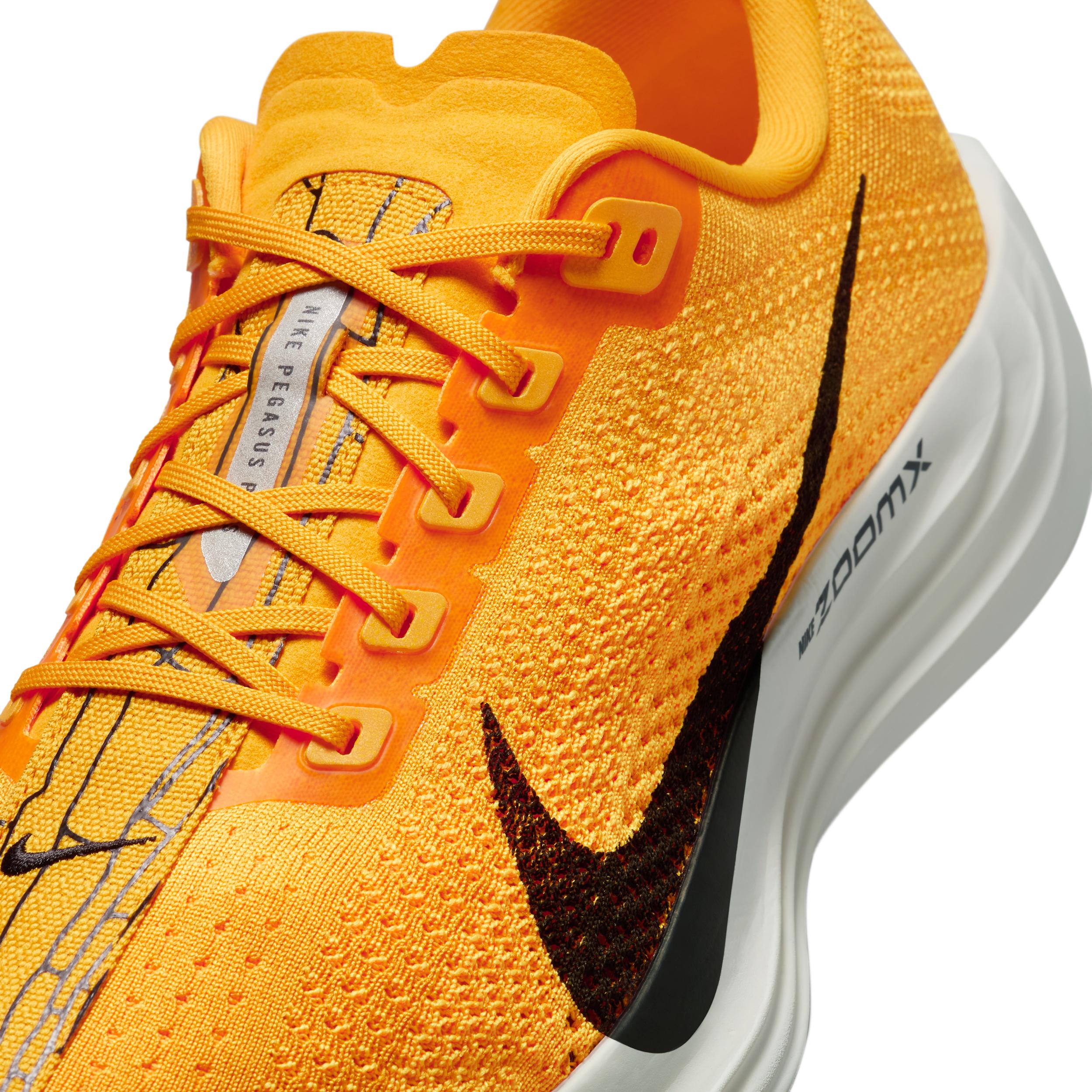Nike Mens Pegasus Plus LV8 Road Running Shoes | IH3258-700 Product Image