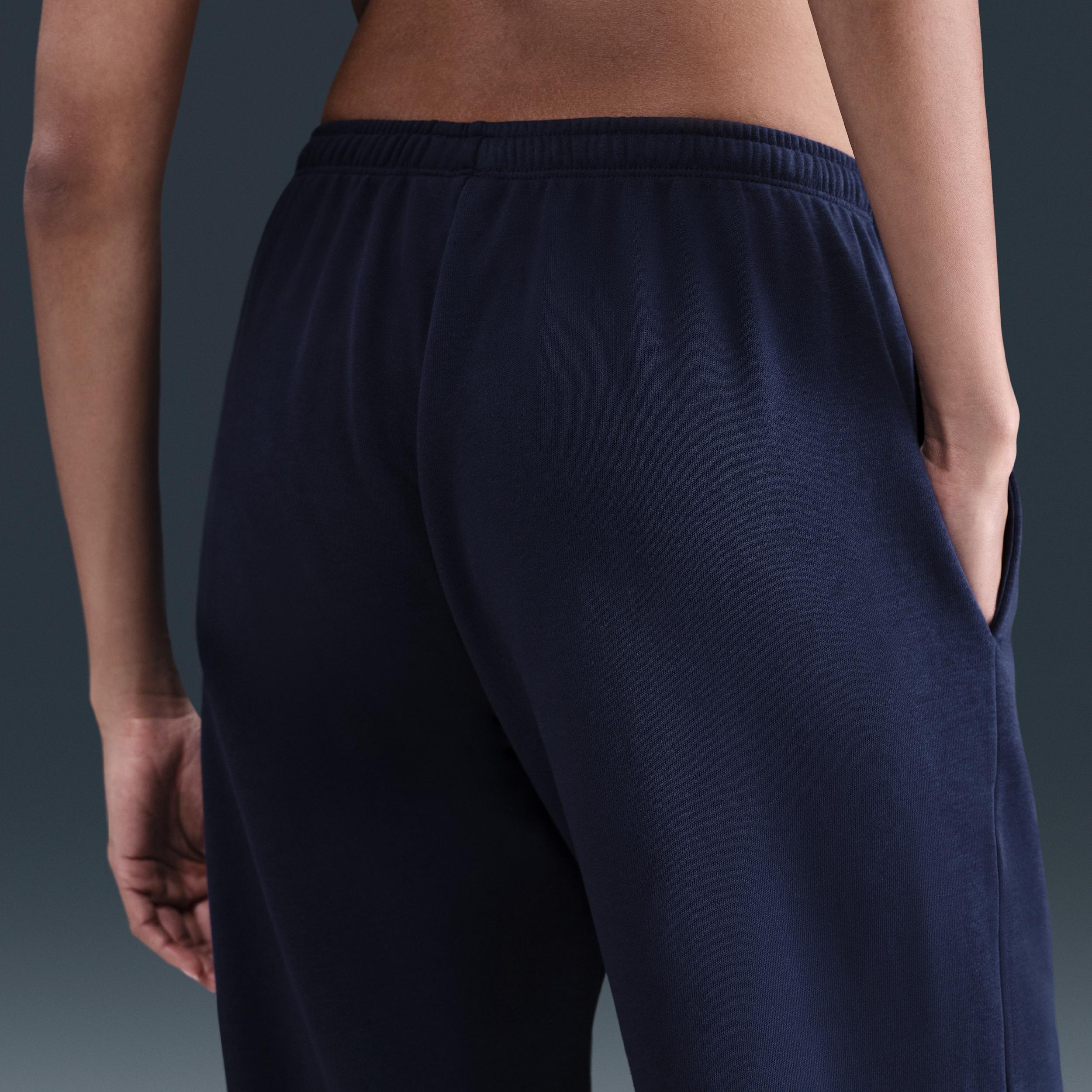 Womens Nike Sportswear Chill Terry Mid-Rise French Terry Open-Hem Sweatpants | HF6457-675 Product Image