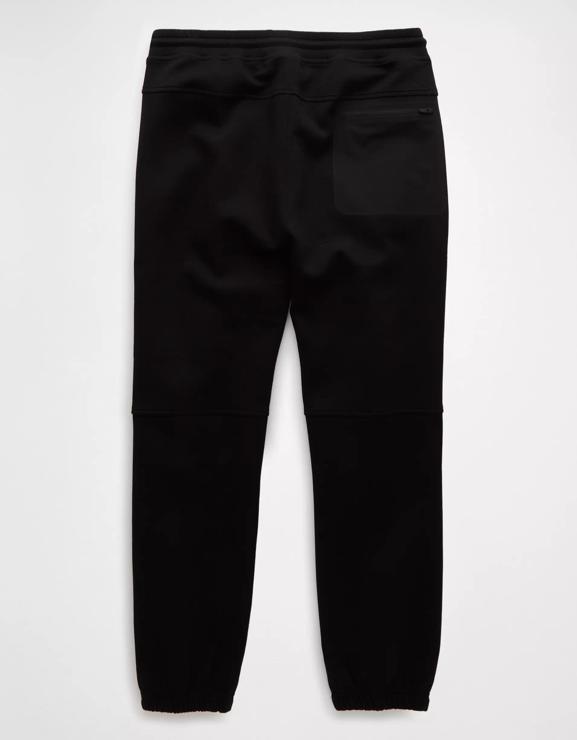 AE 24/7 Tech Fleece Jogger Product Image
