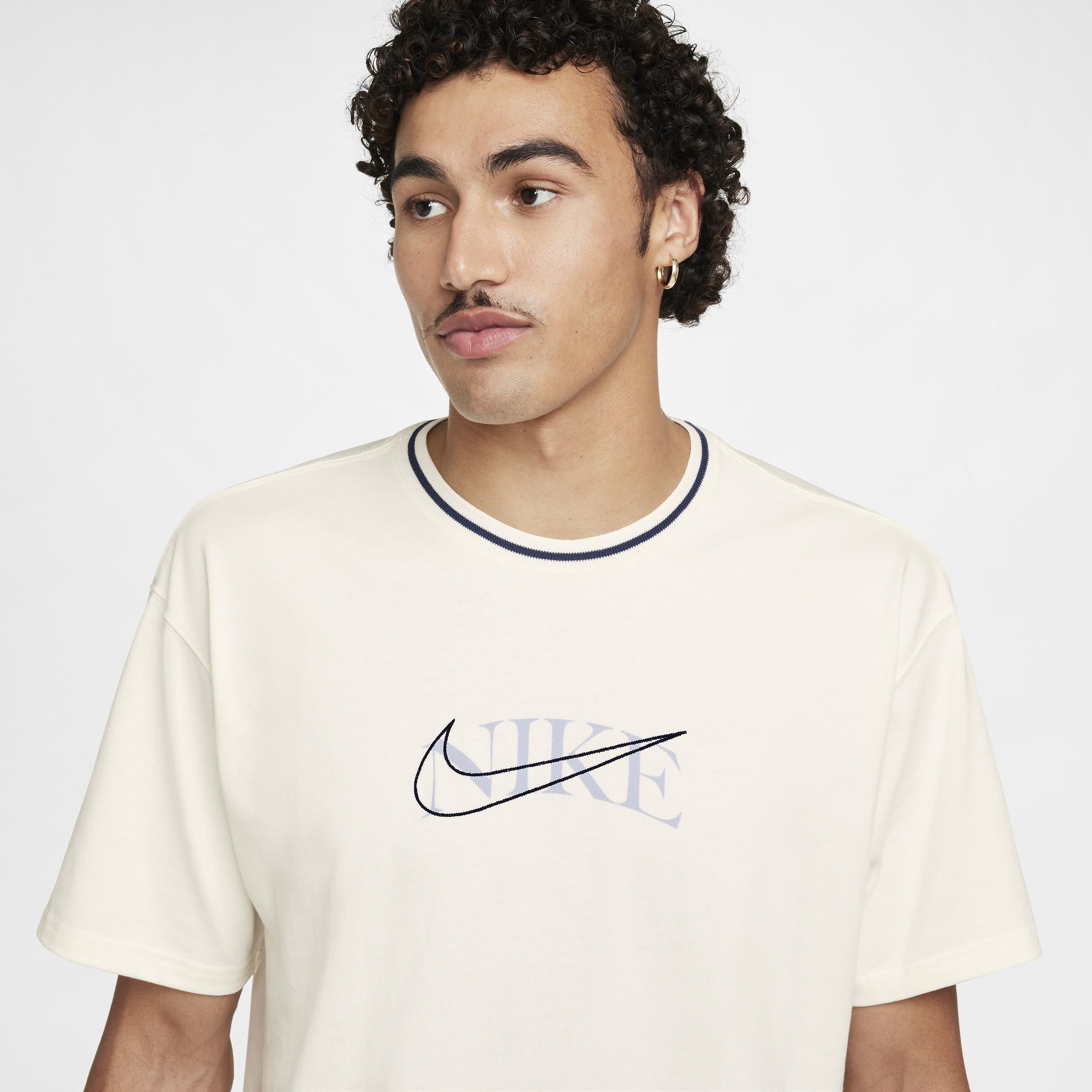 Mens Nike Sportswear Max90 T-Shirt | FZ7972-133 Product Image