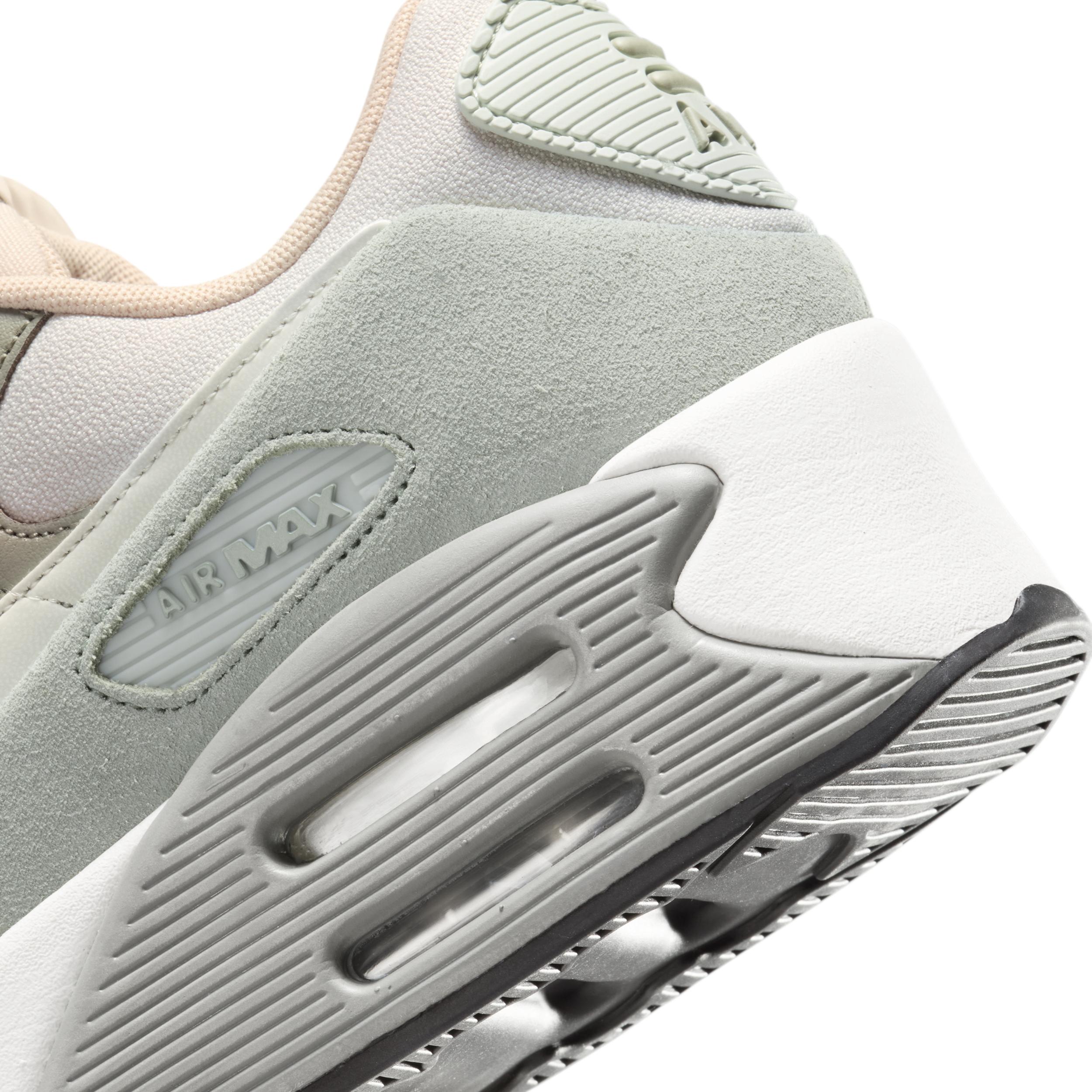 Nike Womens Air Max 90 LV Shoes | FD4328-109 Product Image