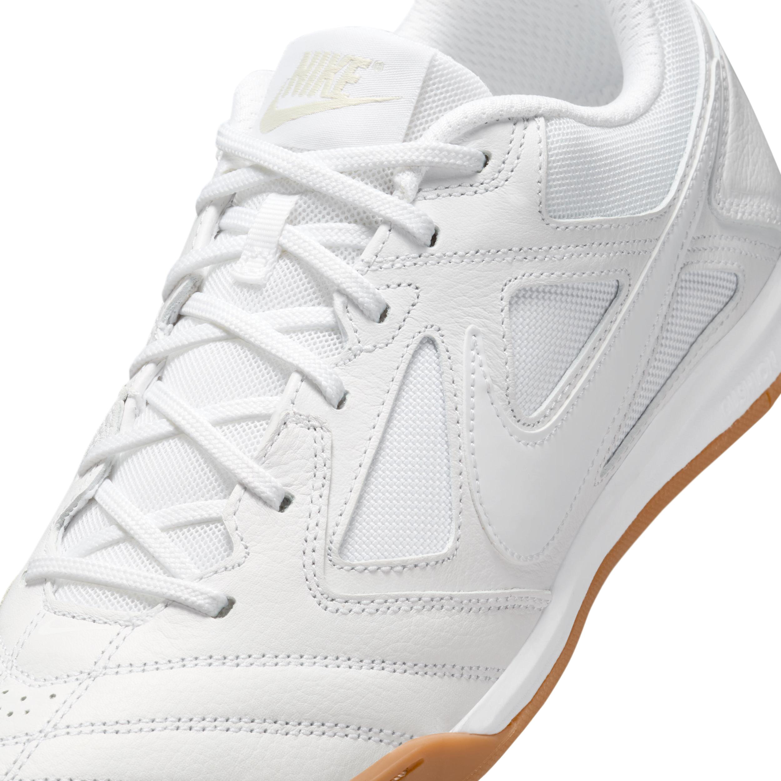 Nike Mens Gato Shoes | HQ6019-100 Product Image