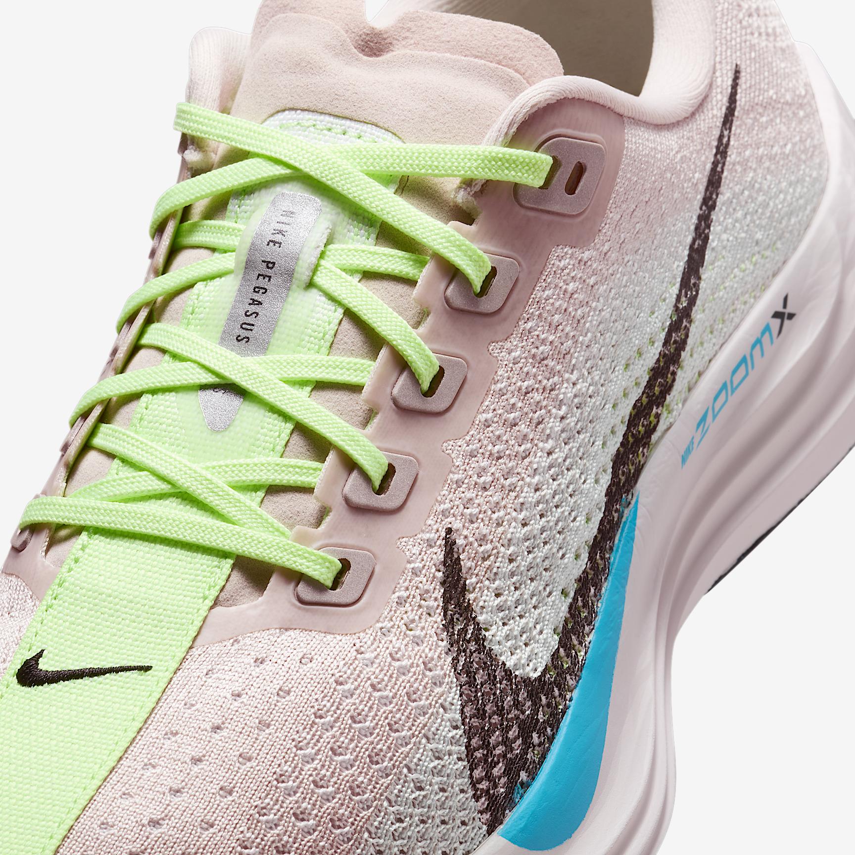Nike Womens Pegasus Plus Road Running Shoes | IH6352-602 Product Image
