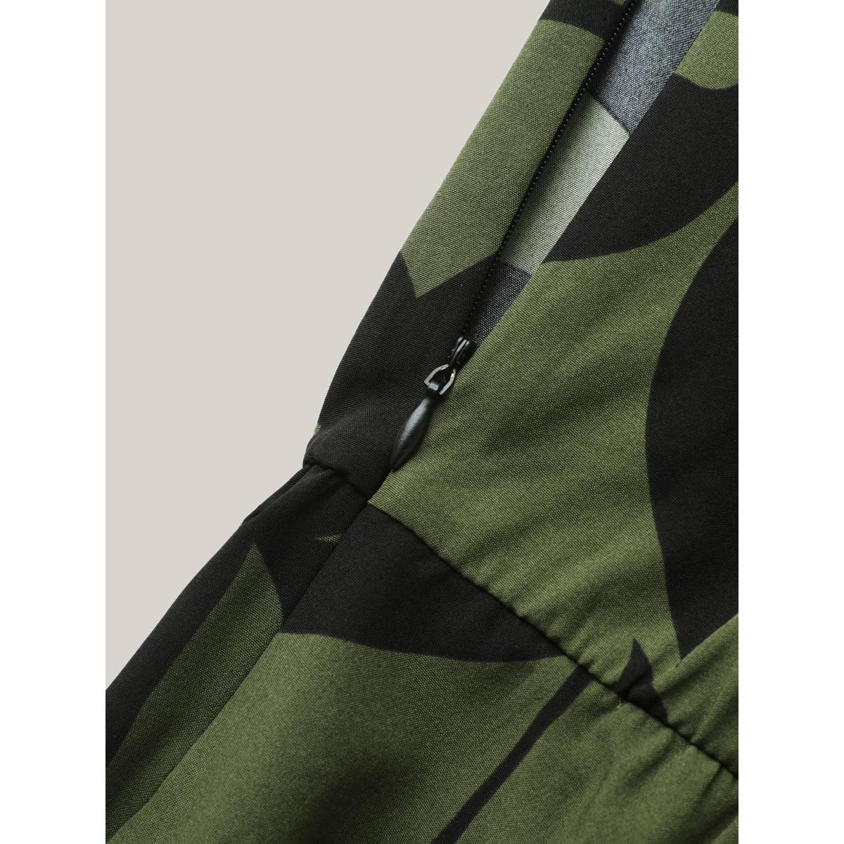 Plus Size ArmyGreen Silhouette Floral Print Sweetheart Jumpsuit Women Resort Sleeveless V-neck Vacation Loose Jumpsuits BloomChic 30/6X Product Image