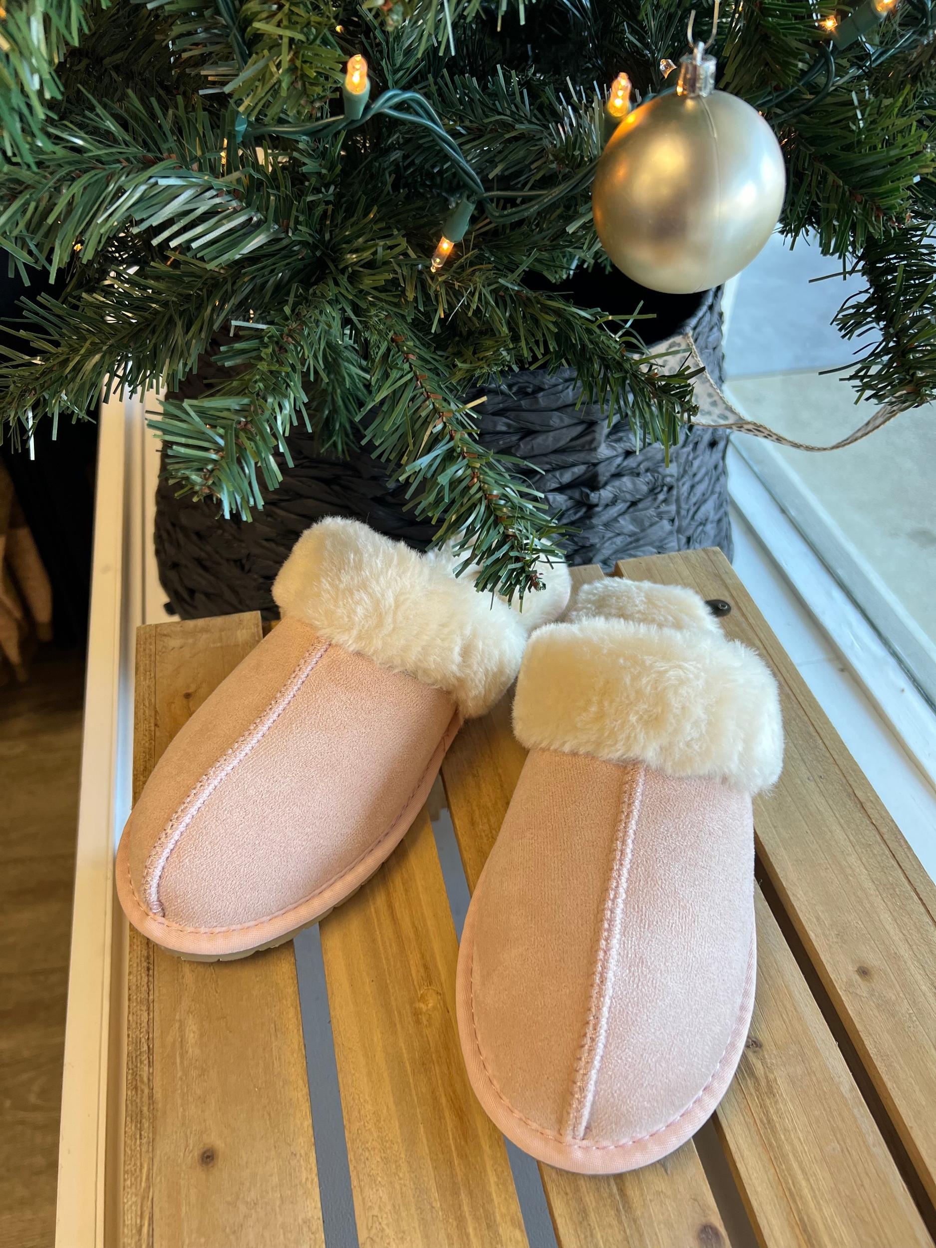 Chill Soft Suede Slippers Product Image