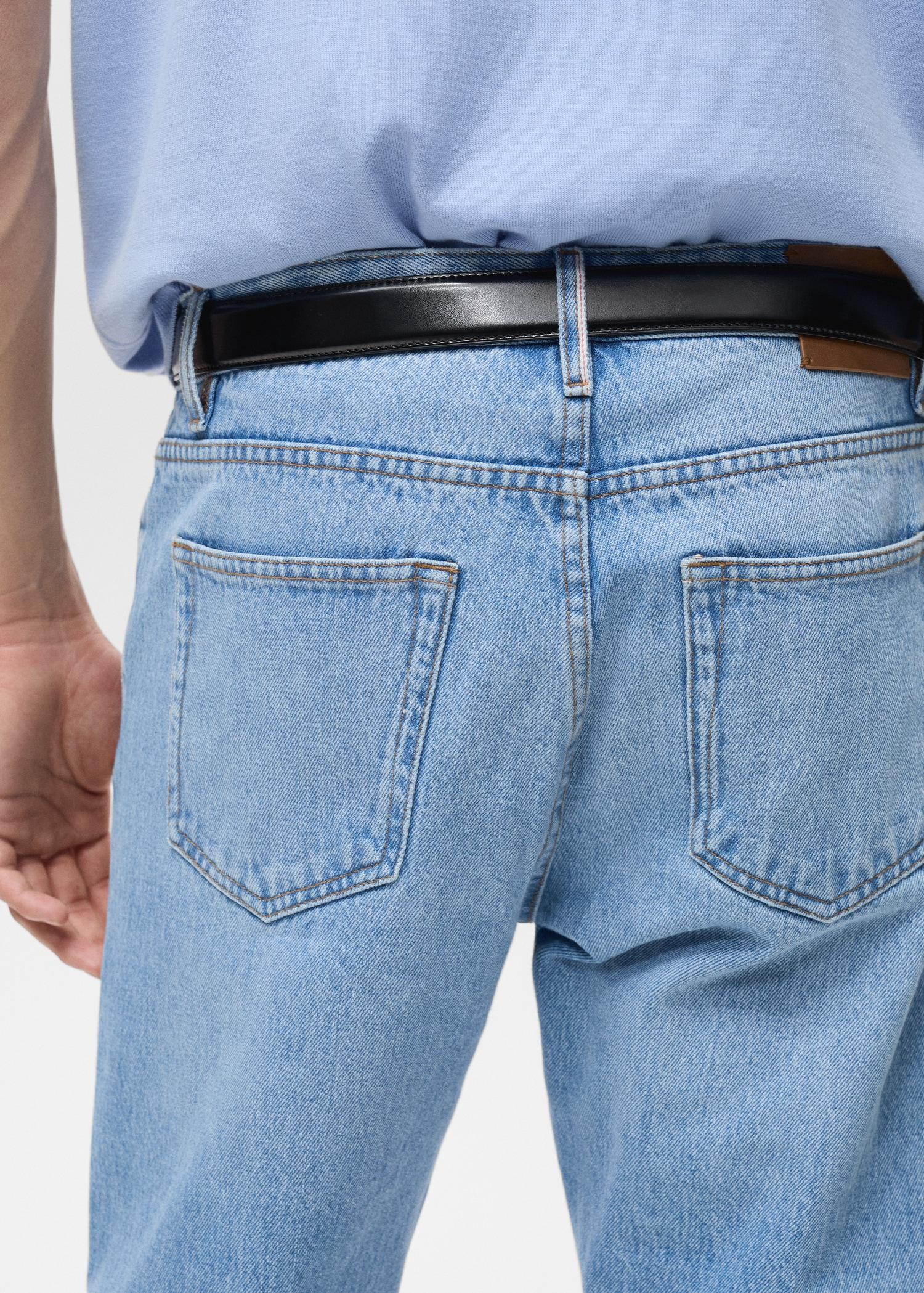 Tapered-fit selvedge jeans - Men | MANGO USA Product Image