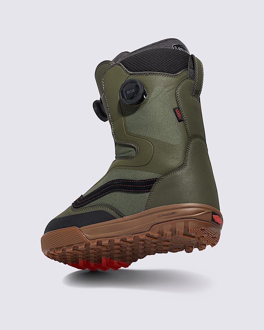 Aura Pro Snowboard Boot in Green / Gum| Vans US Product Image