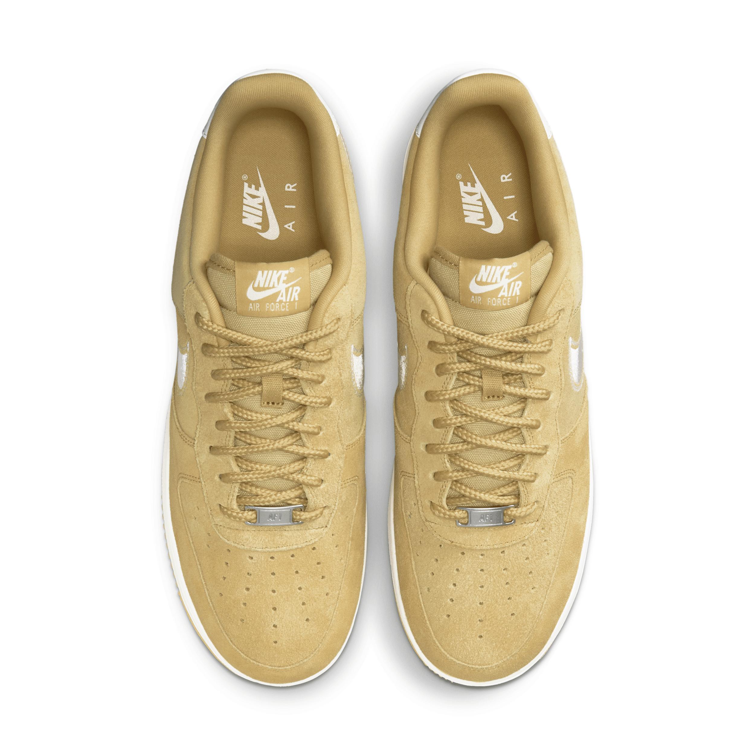 Mens Nike Air Force 1 07 LV8 SE Casual Shoes Product Image