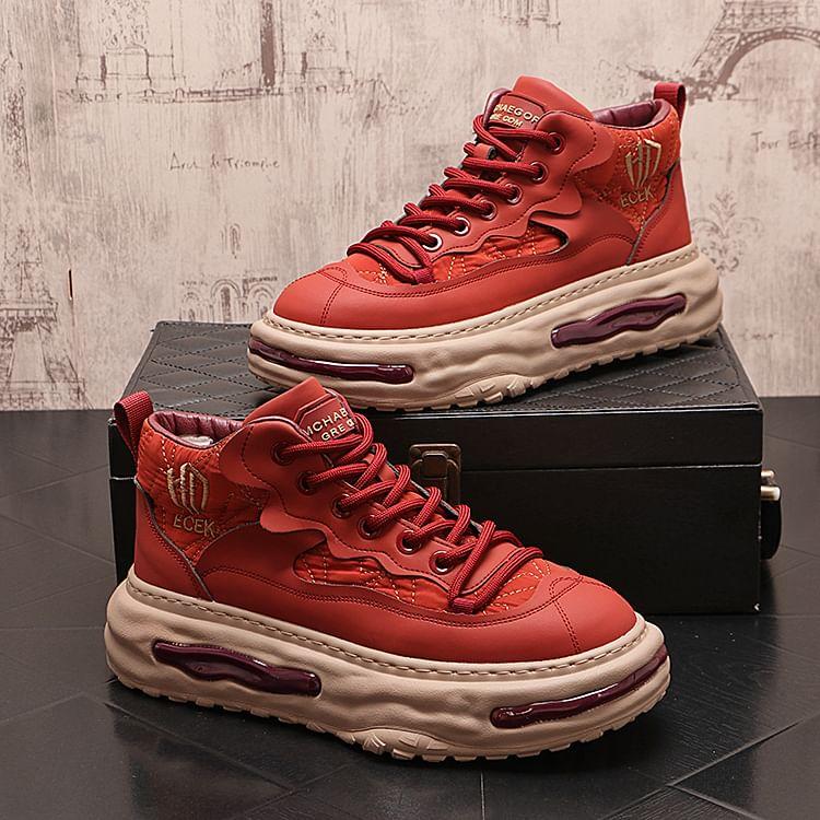 Lettering Applique Lace-Up Platform Sneakers Product Image