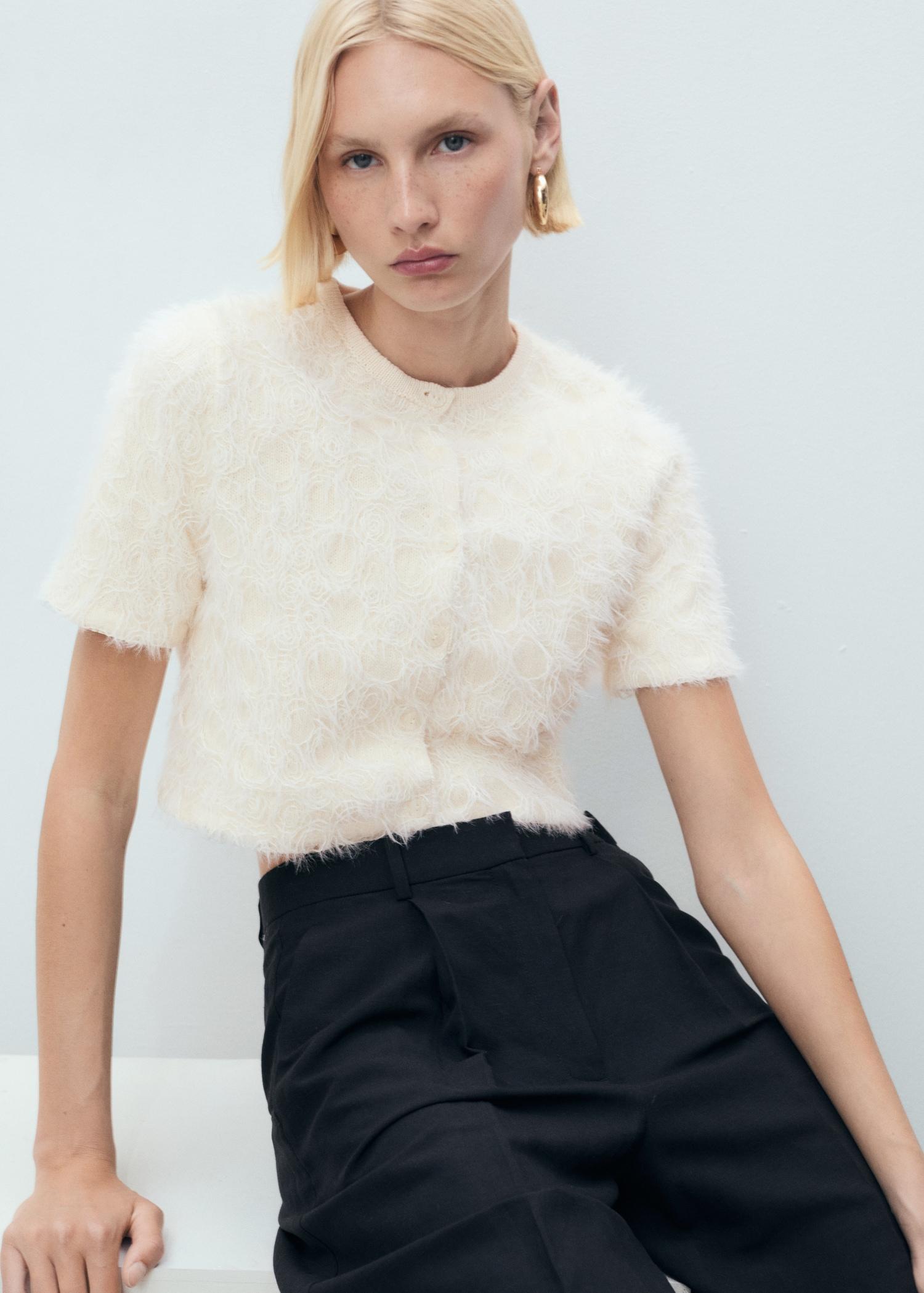 Knitted cropped cardigan - Women | MANGO USA Product Image