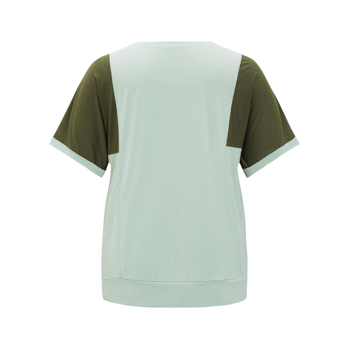 Plus Size Two Tone Dolman Sleeve Patched Pocket T-shirt Sage Women Casual Contrast Colorblock Round Neck Dailywear T-shirts BloomChic 14-16/1X Product Image
