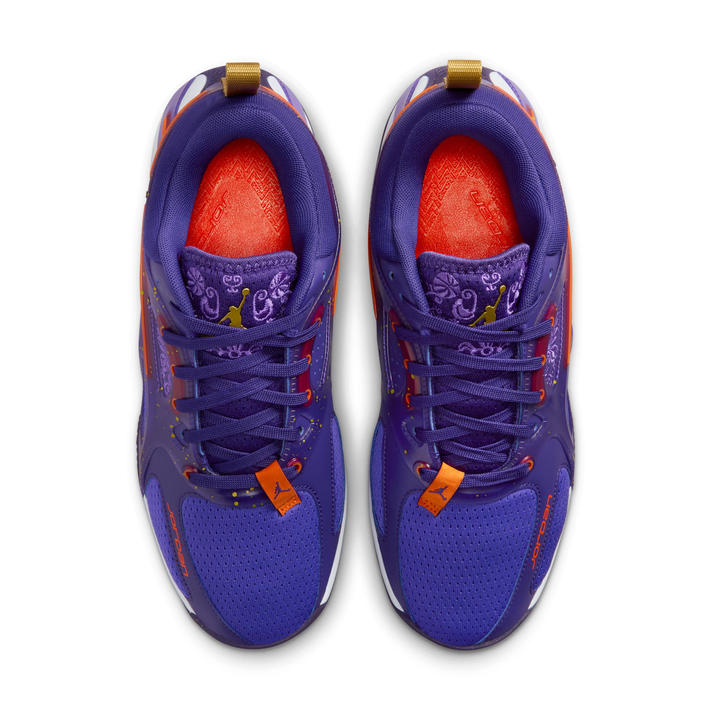 Women's Jordan Heir Series "Royalty" Basketball Shoes Product Image