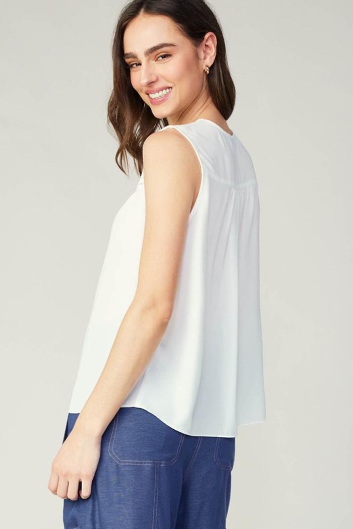 Slvless Split Neck Top Product Image