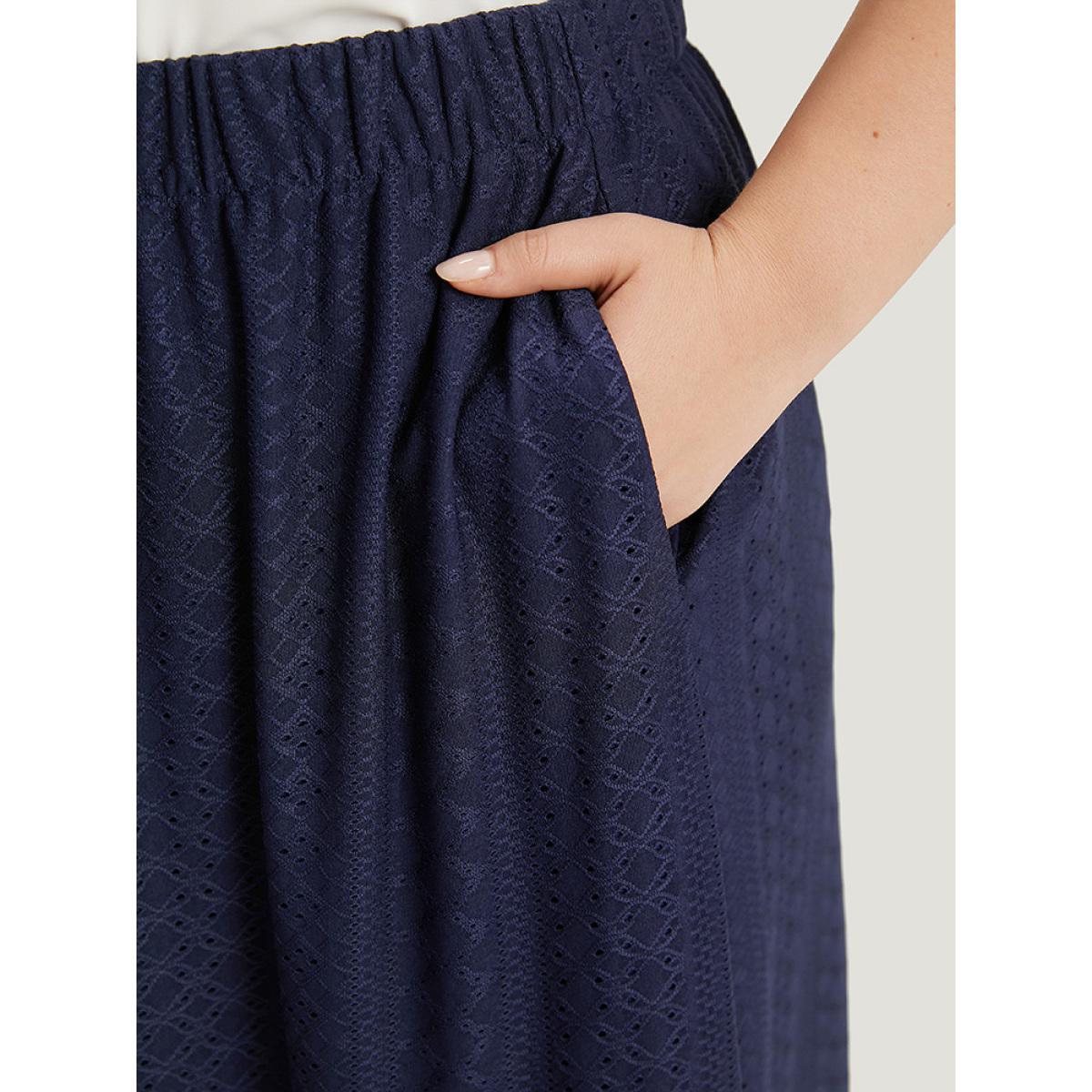 Plus Size Plain Elastic Waist Split Front Cropped Skirt Women Indigo Office Texture Low stretch Pocket Office Skirts BloomChic 12/L Product Image