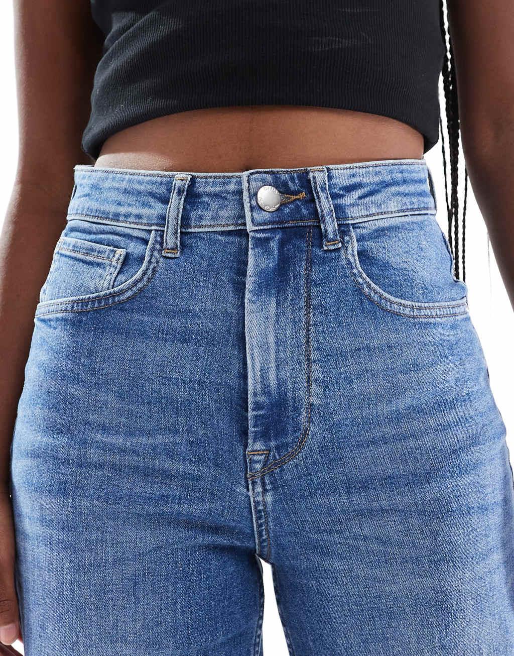 ONLY Hannah extra high rise wide leg jeans in mid blue wash Product Image