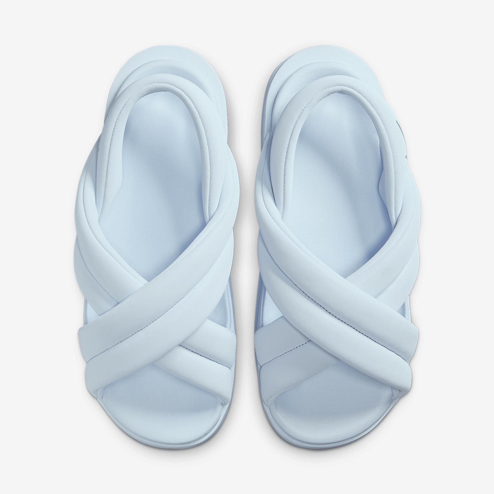 Nike Womens Air Max Isla Sandals | FJ5929-400 Product Image