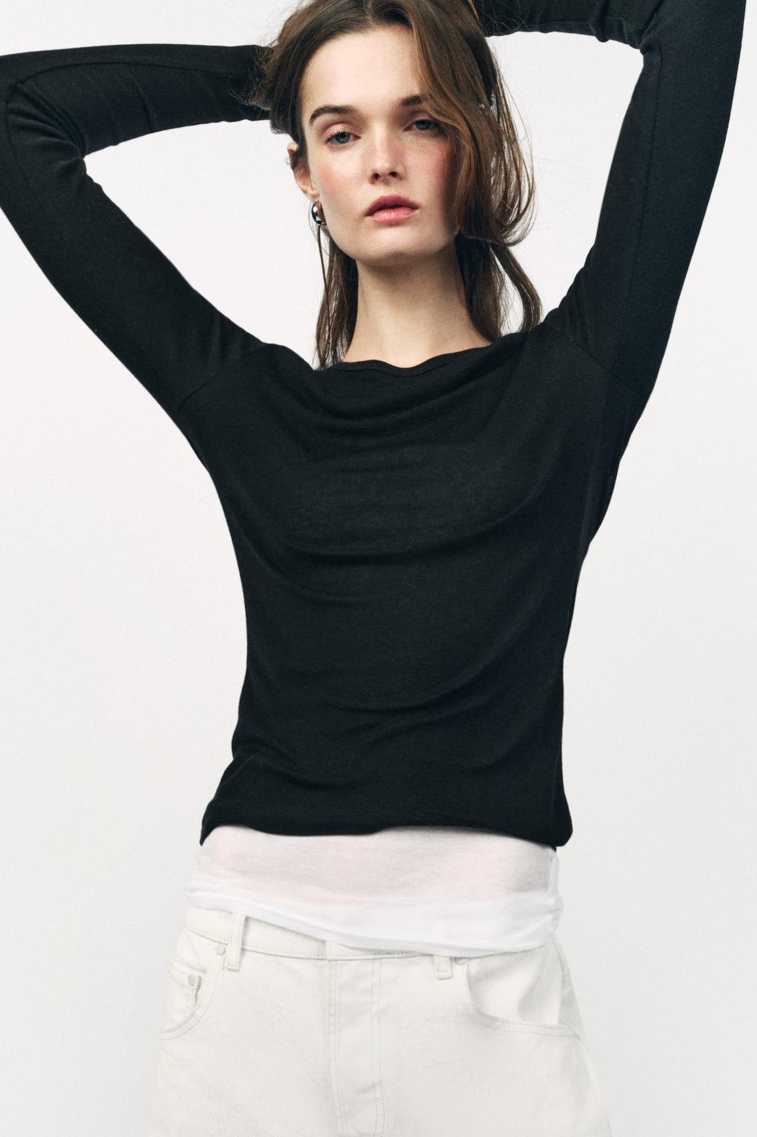 WOOL BLEND TOP Product Image