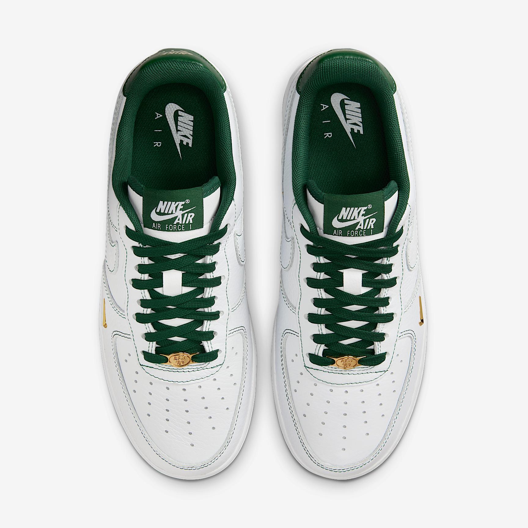 Nike Womens Air Force 1 07 Mini Jewel Shoes | IB6543-102 Product Image