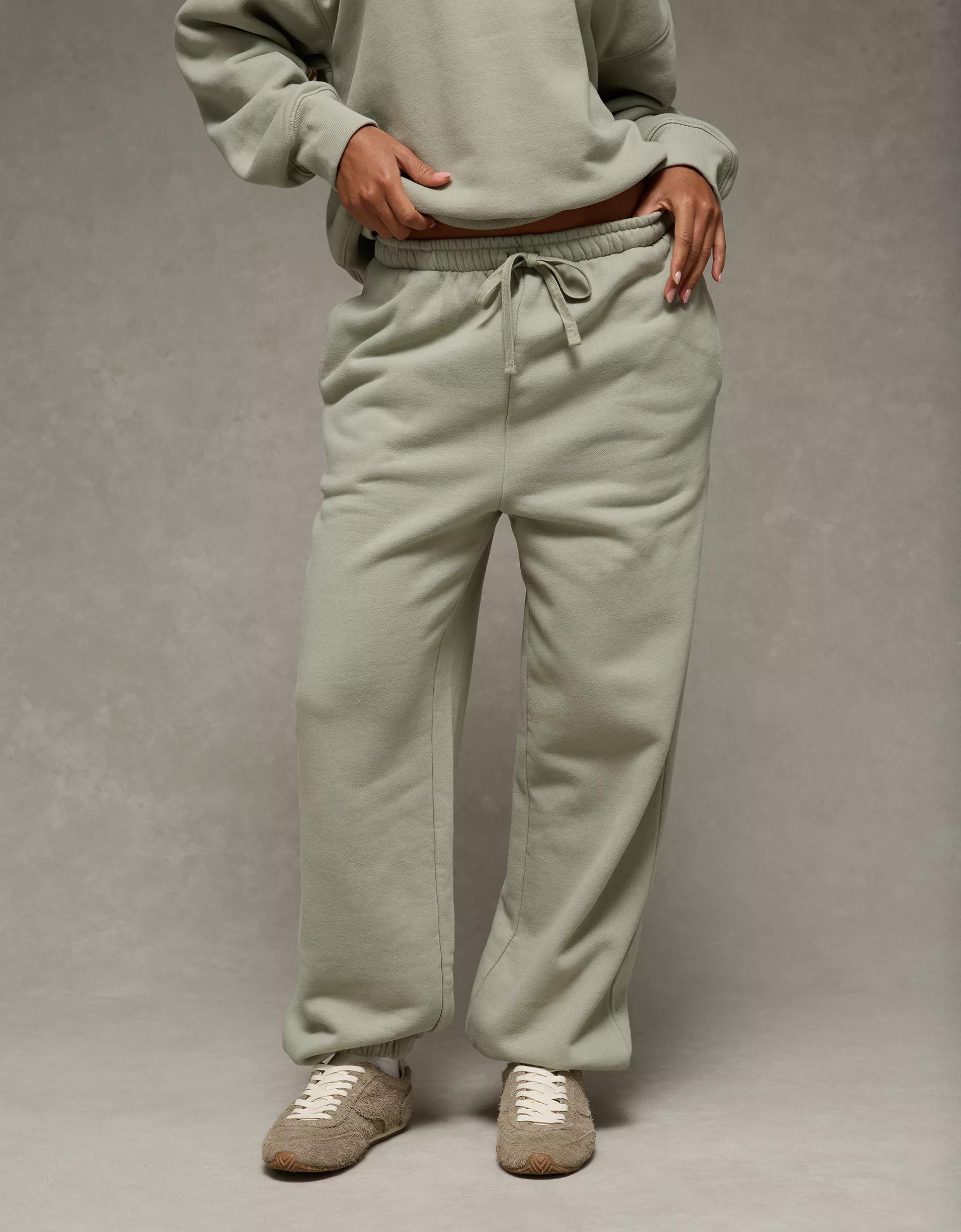 AE Everyday Luxe Jogger Product Image