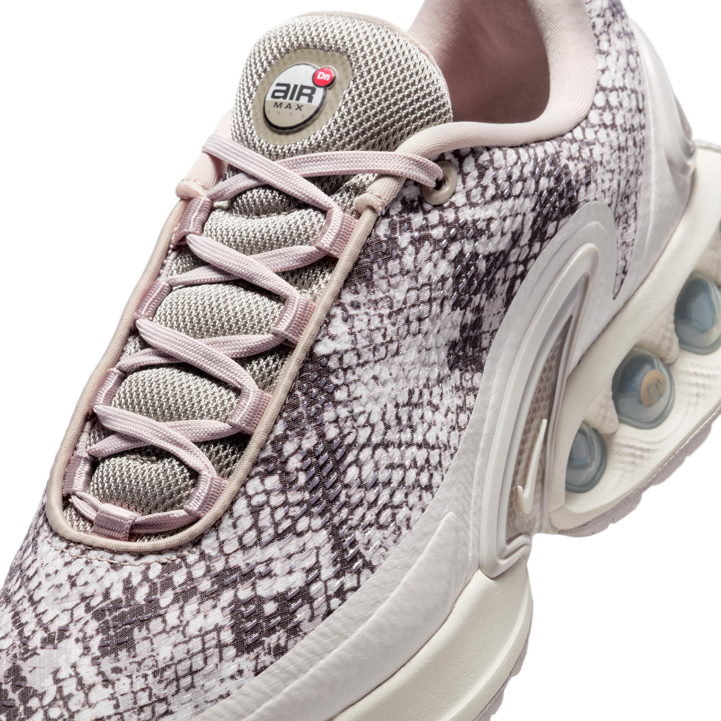 Nike Womens Air Max Dn Premium Shoes | HQ0013-001 Product Image