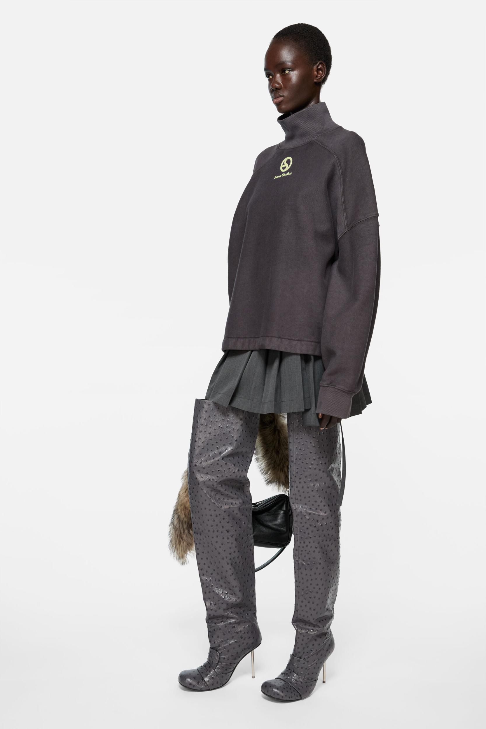 Fleece sweater Product Image