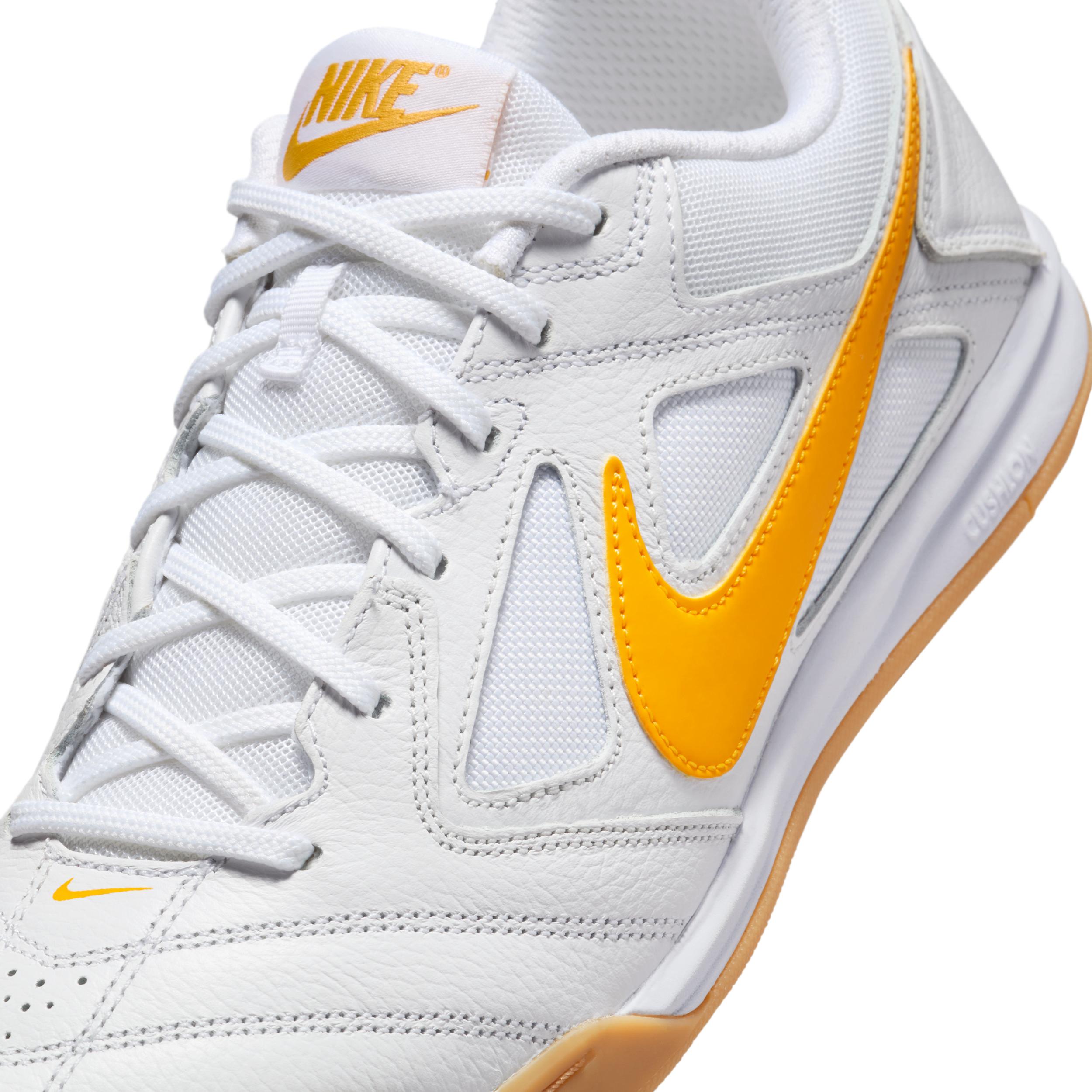 Nike Men's Gato Shoes Product Image
