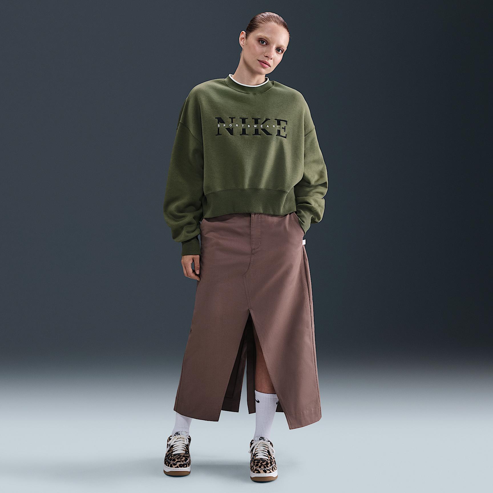 Women's Nike Sportswear Phoenix Fleece Oversized Crew-Neck Sweatshirt Product Image