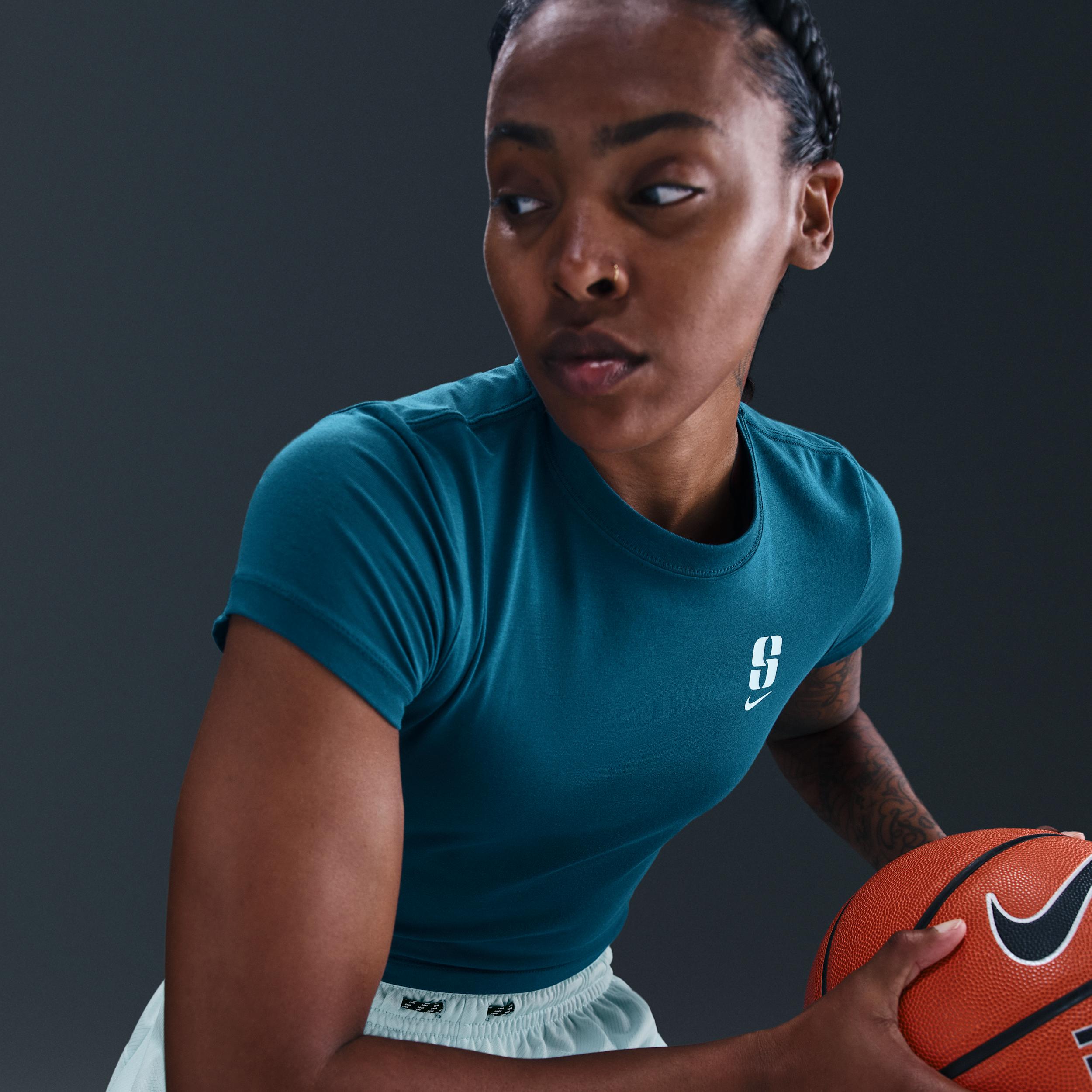 Nike Womens Sabrina Short-Sleeve Cropped T-Shirt | HV6990-415 Product Image