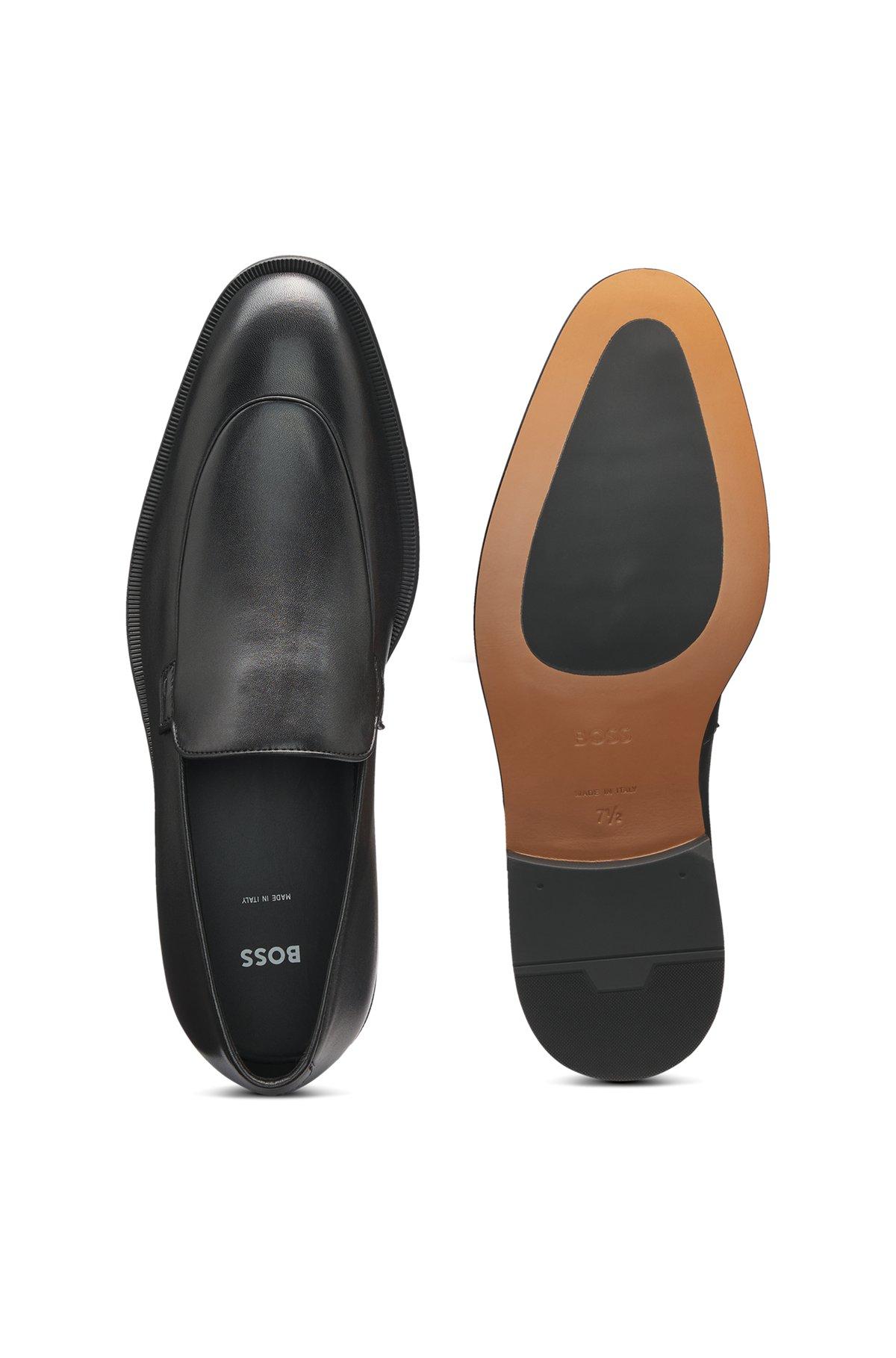 Leather loafers with apron toe Product Image